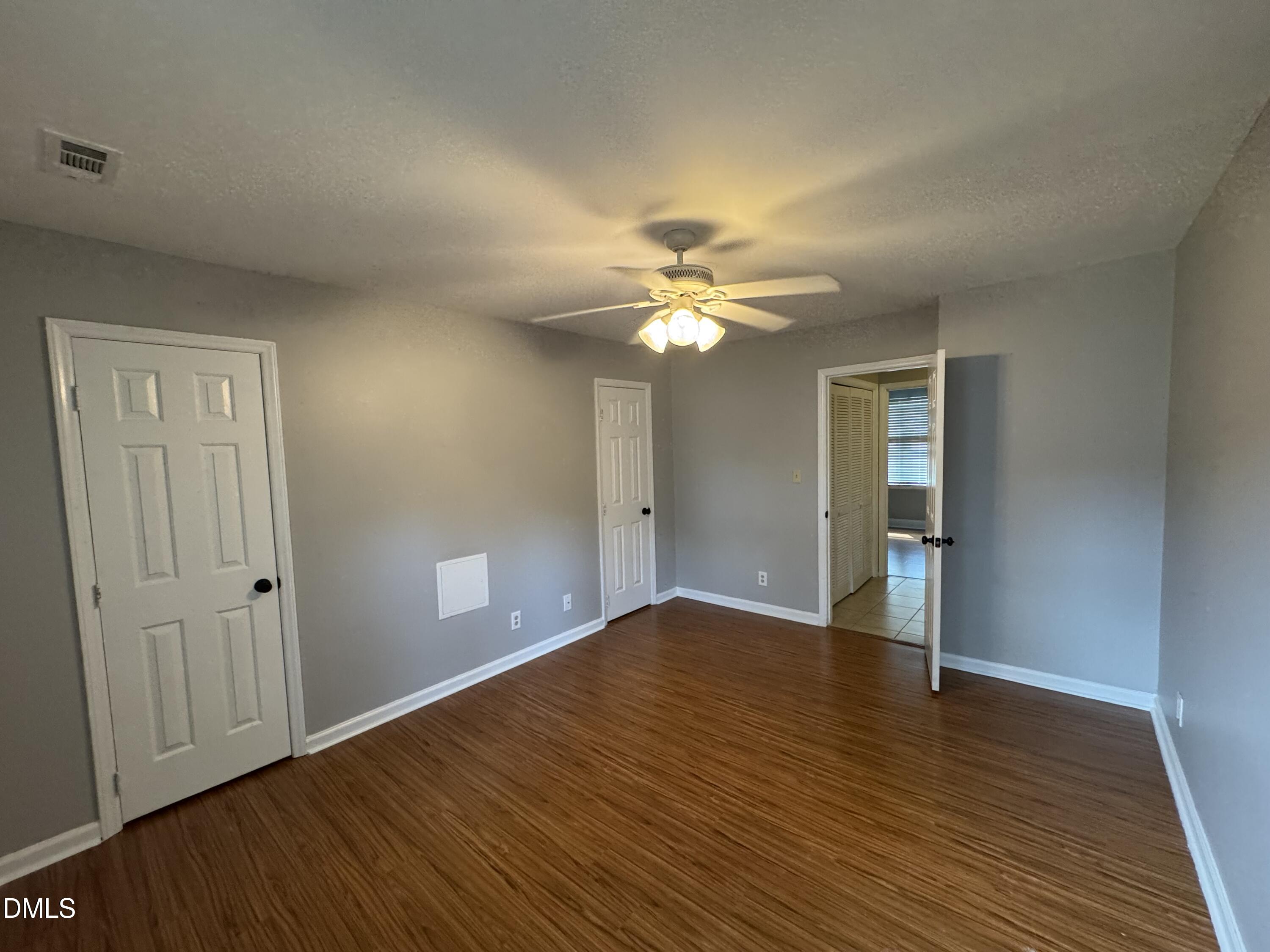 5612 Darrow Drive Property Photo 13