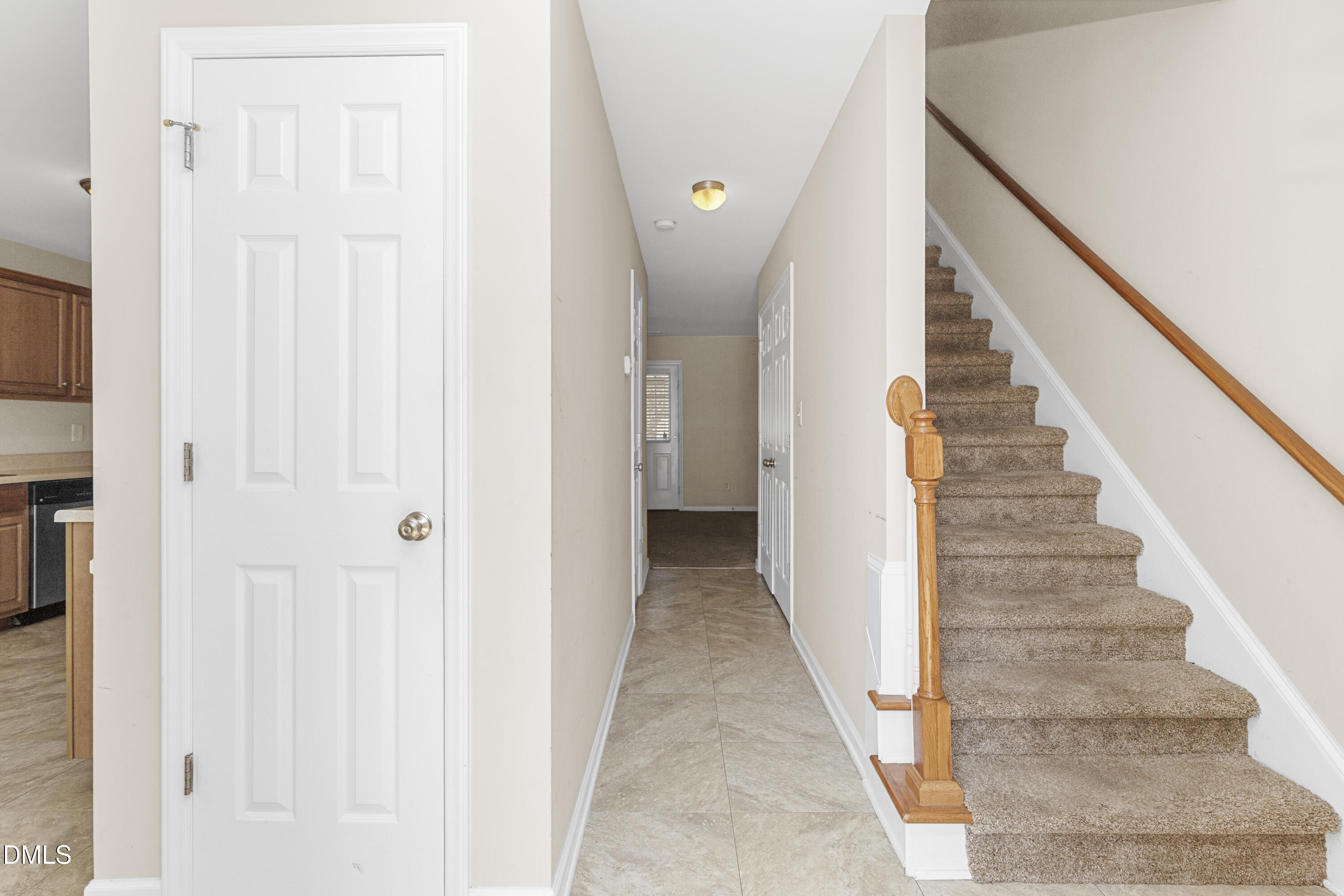 103 Gatwick Court Property Photo 12