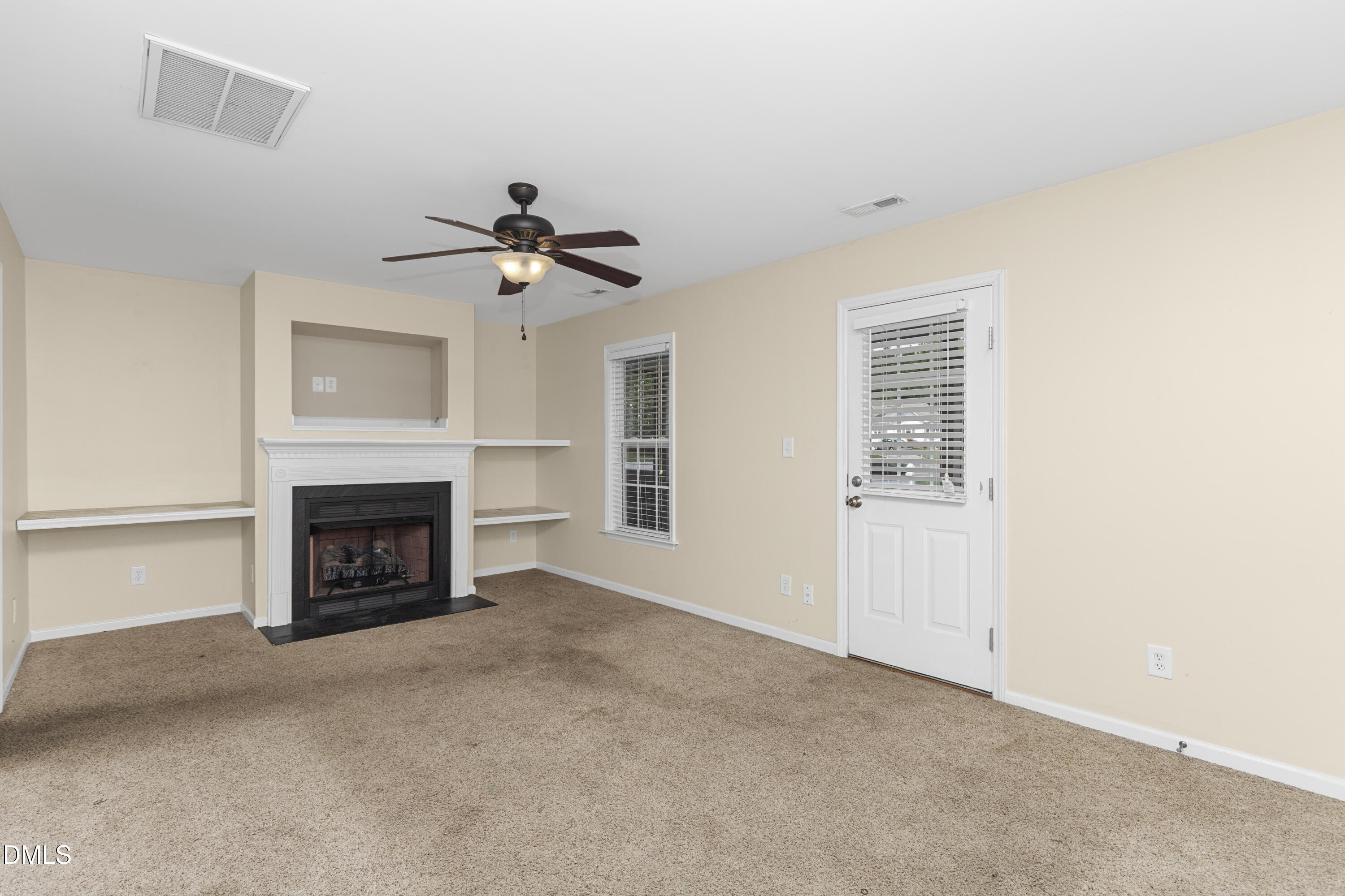 103 Gatwick Court Property Photo 15