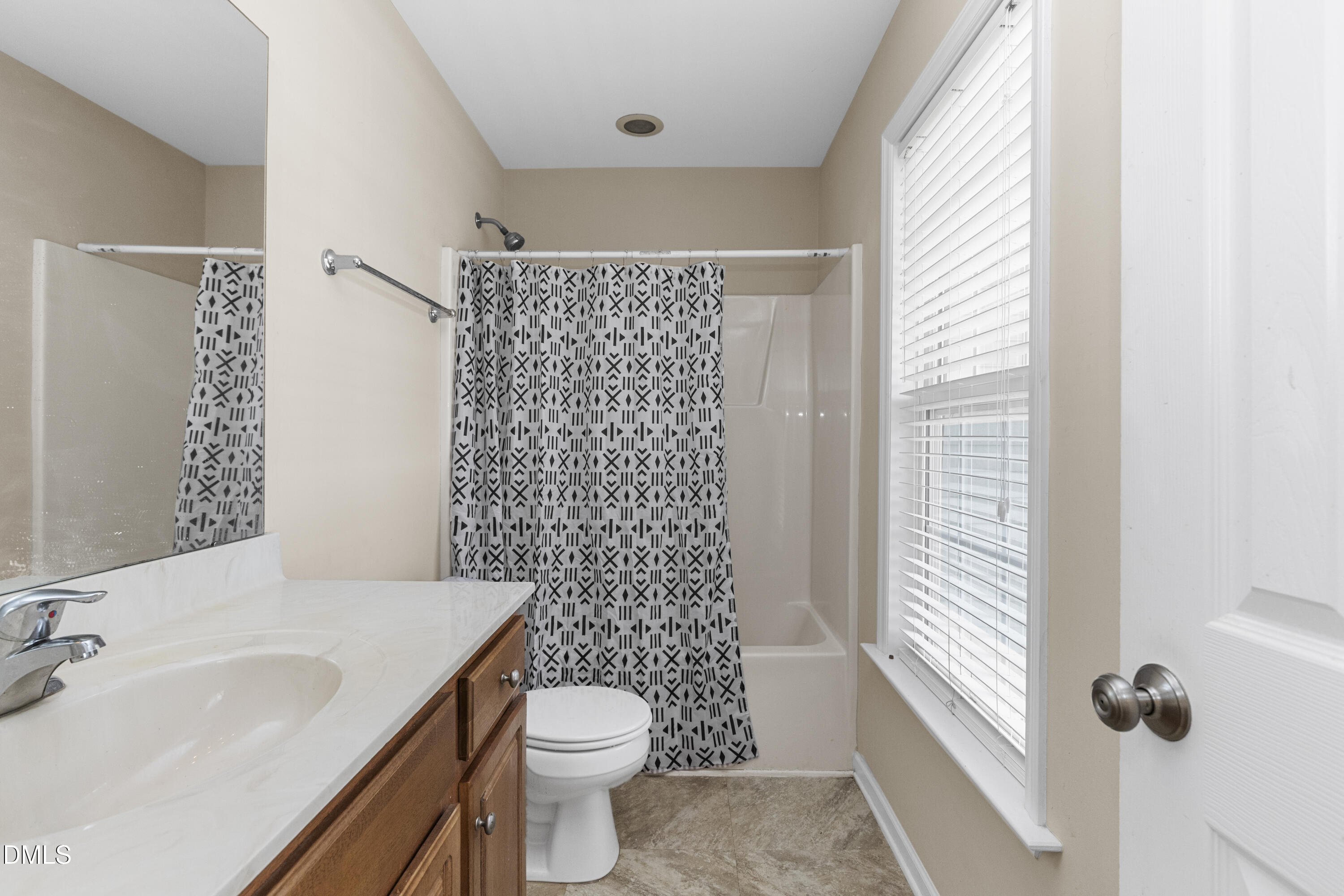 103 Gatwick Court Property Photo 21
