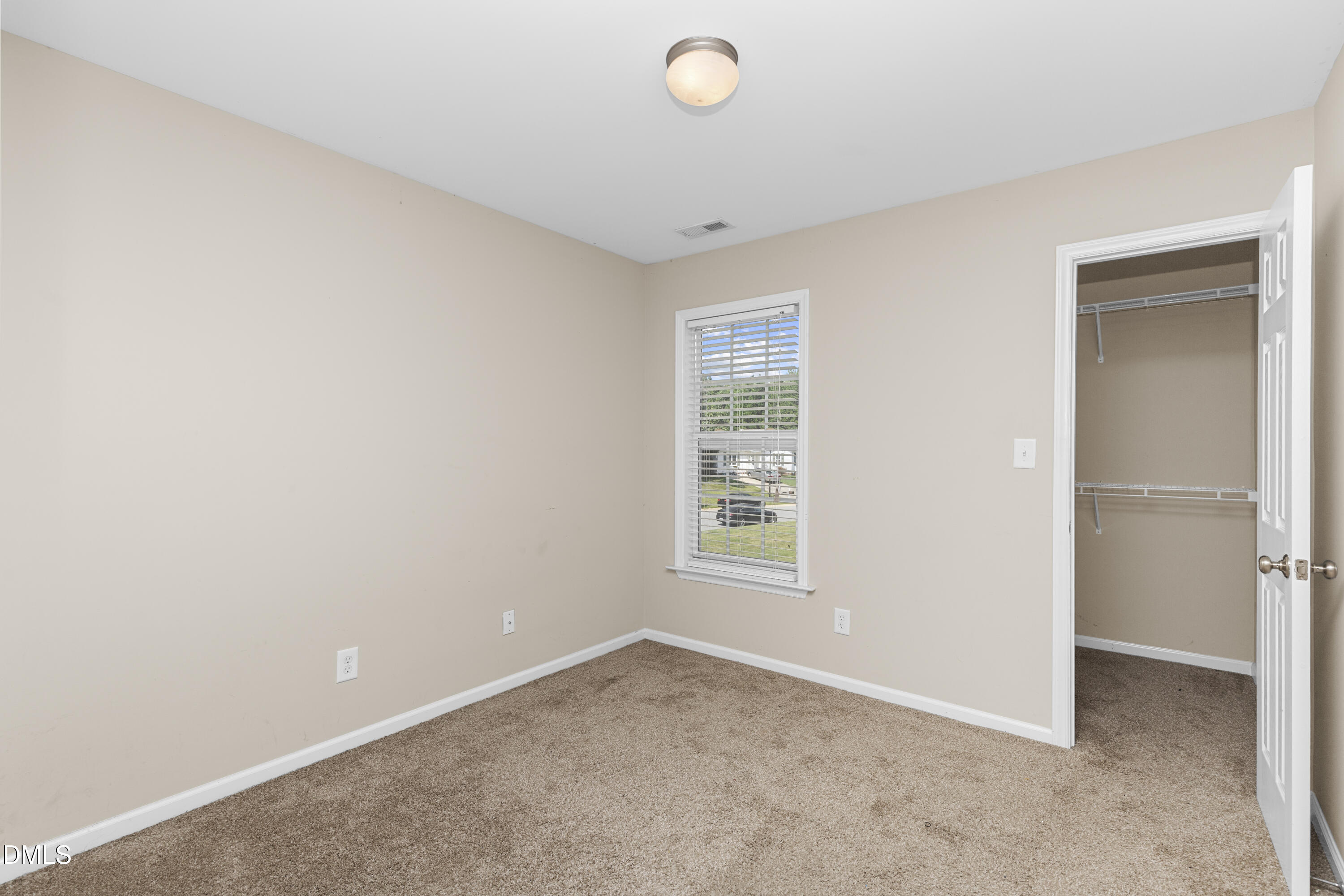 103 Gatwick Court Property Photo 22