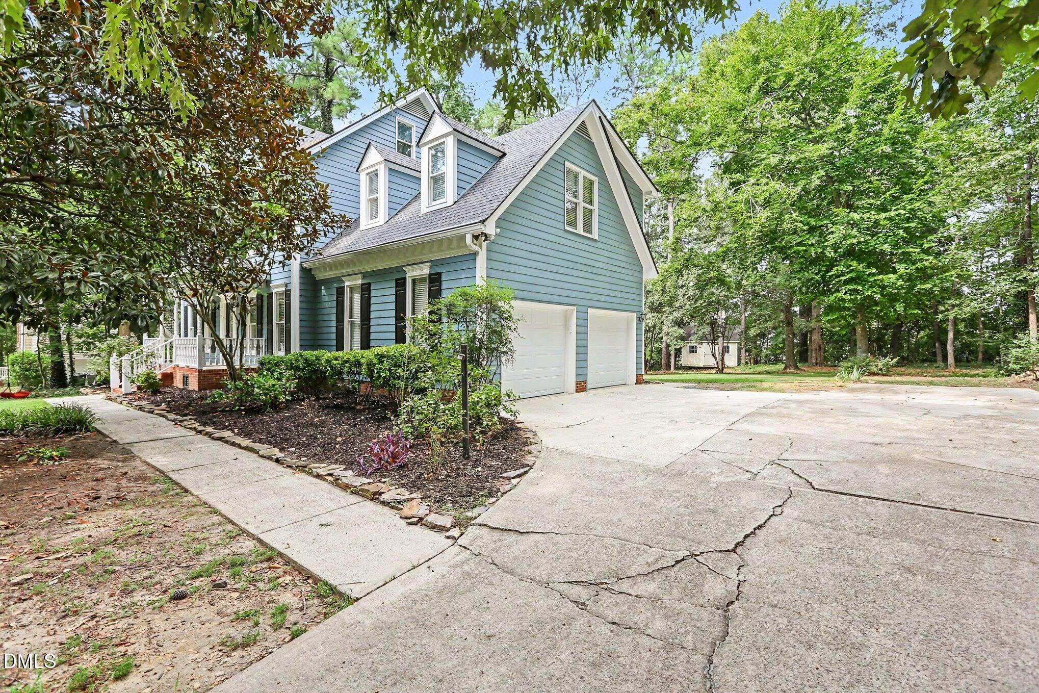 612 Starburst Lane Property Photo 2