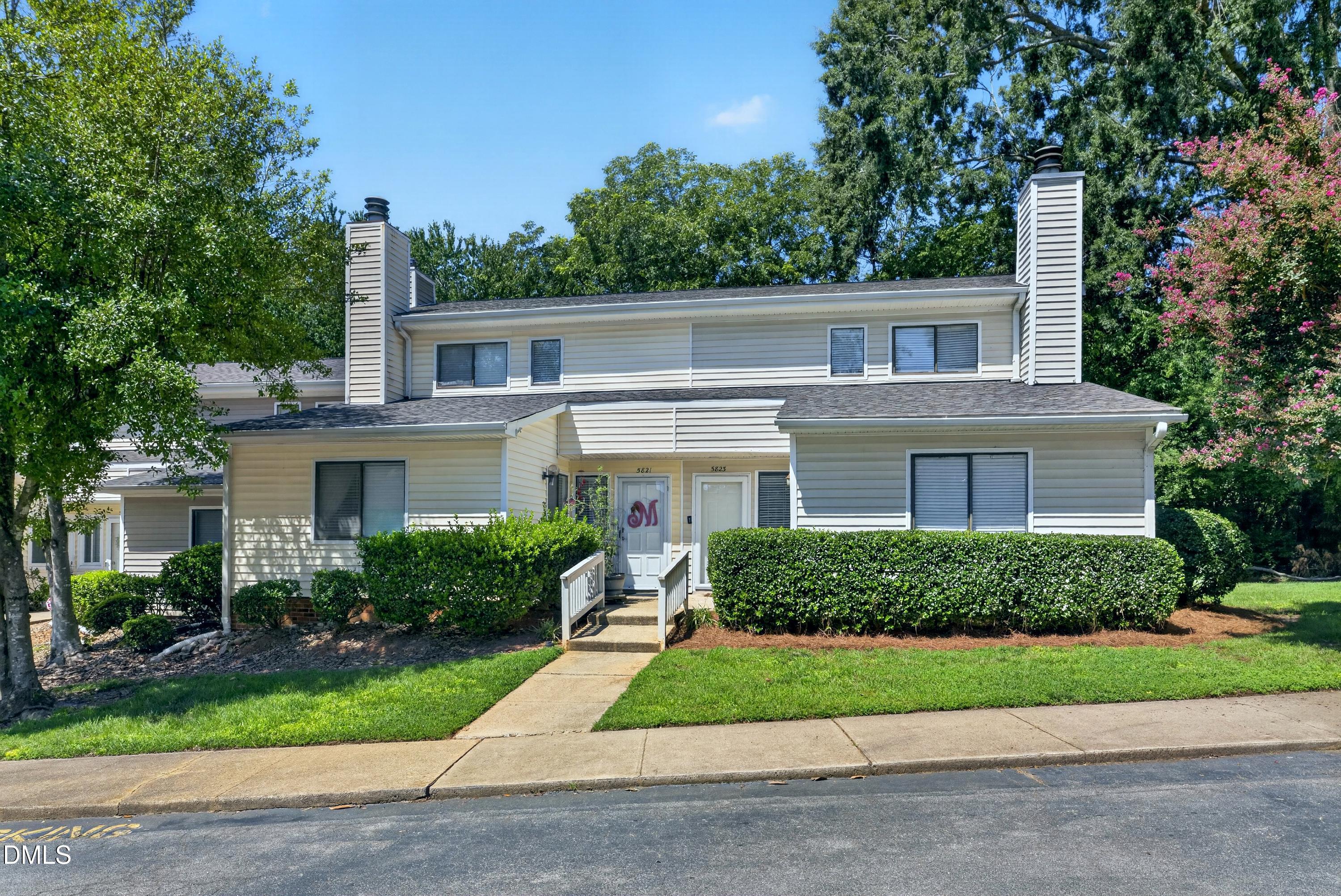 5823 Shady Grove Circle Property Photo 1