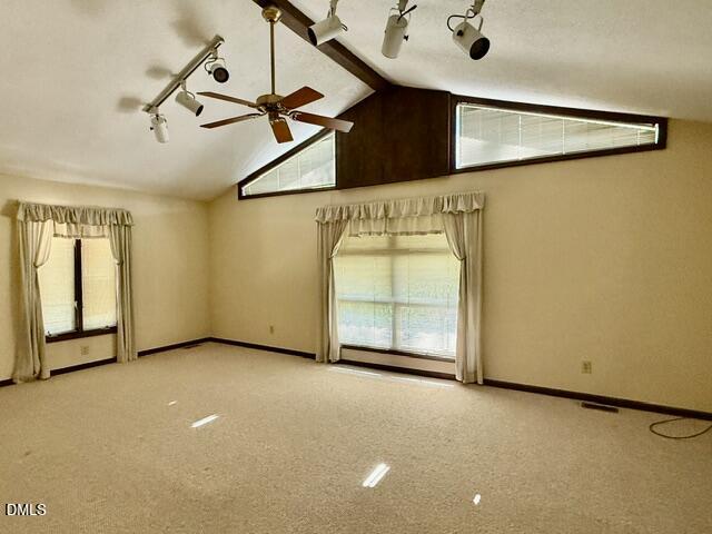 110 Honeysuckle Lane Property Photo 15