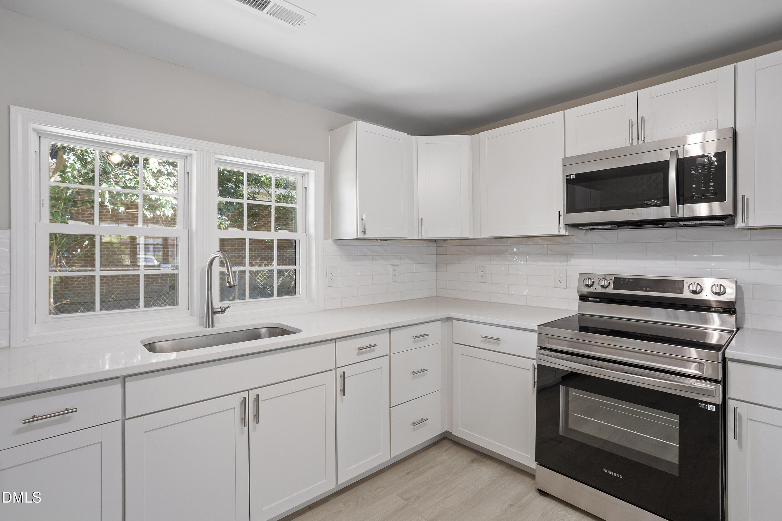 604 E Townsend Street Property Photo 12
