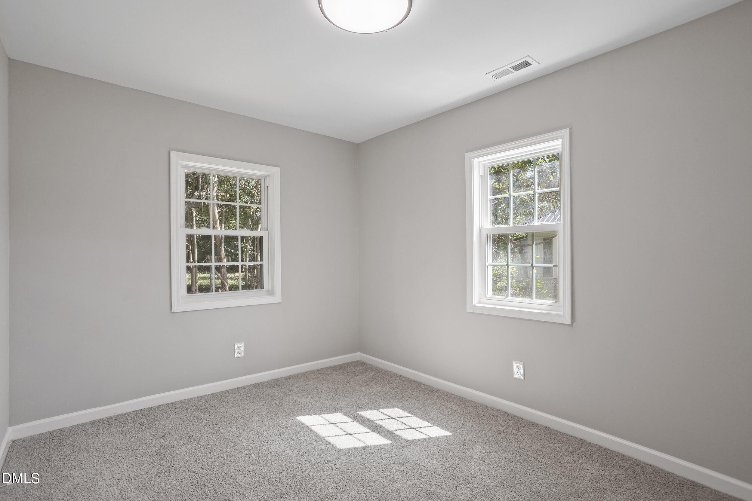 604 E Townsend Street Property Photo 24