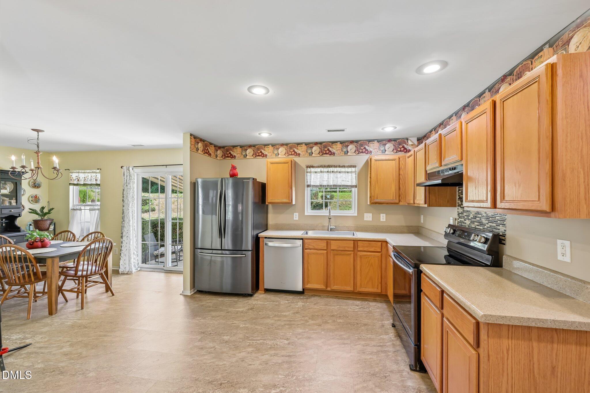 1024 Lockberry Court Property Photo 8