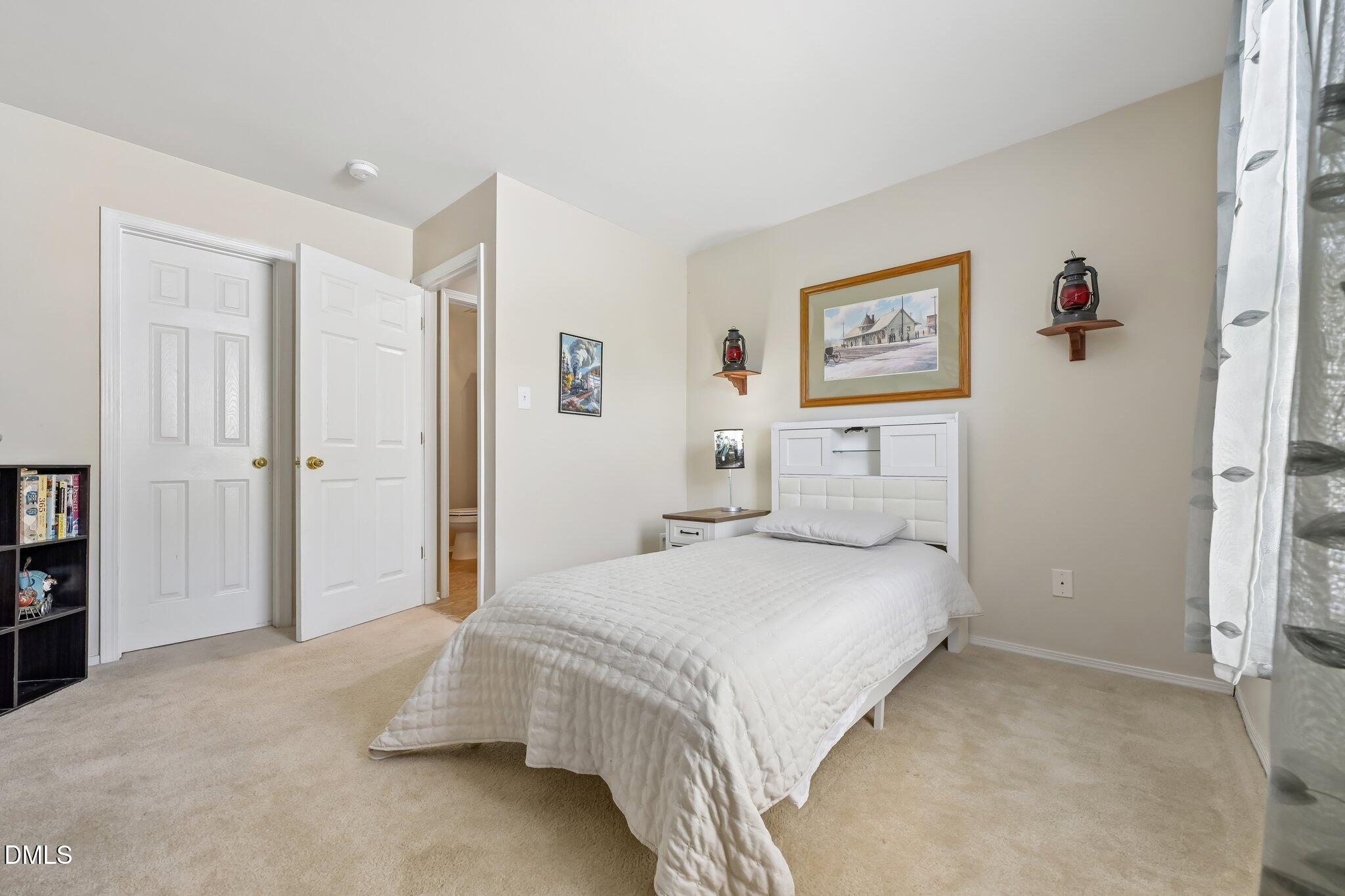 1024 Lockberry Court Property Photo 13