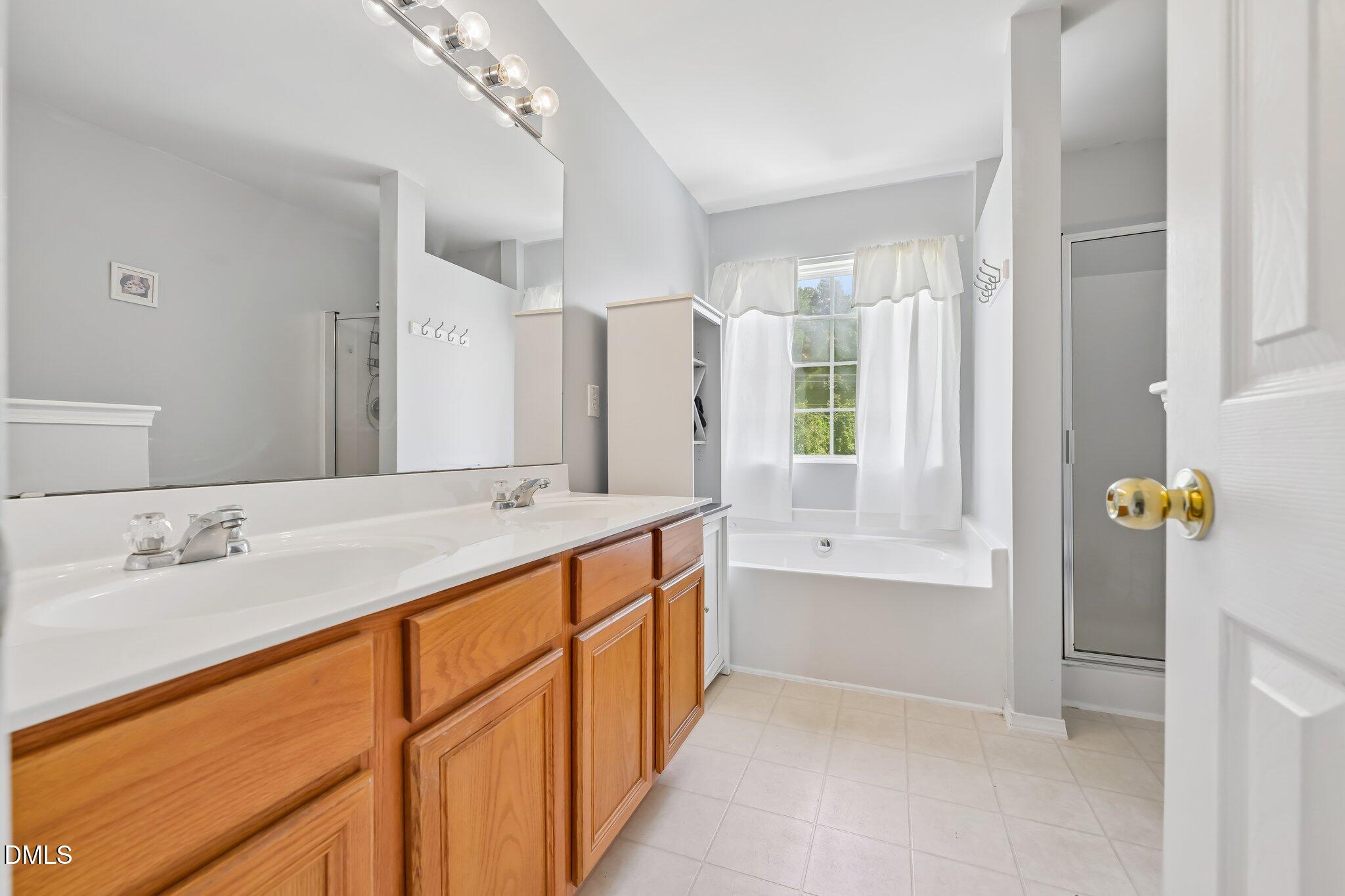 1024 Lockberry Court Property Photo 22