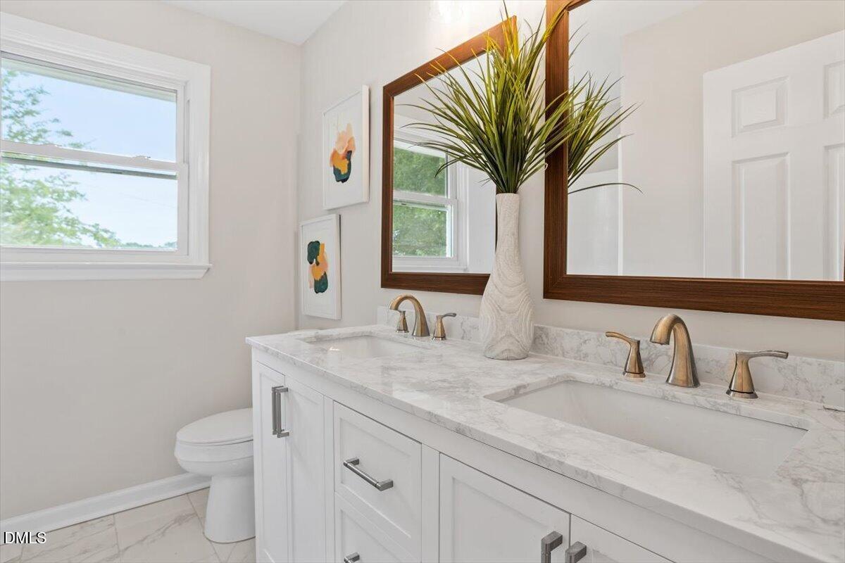601 West Street Property Photo 18