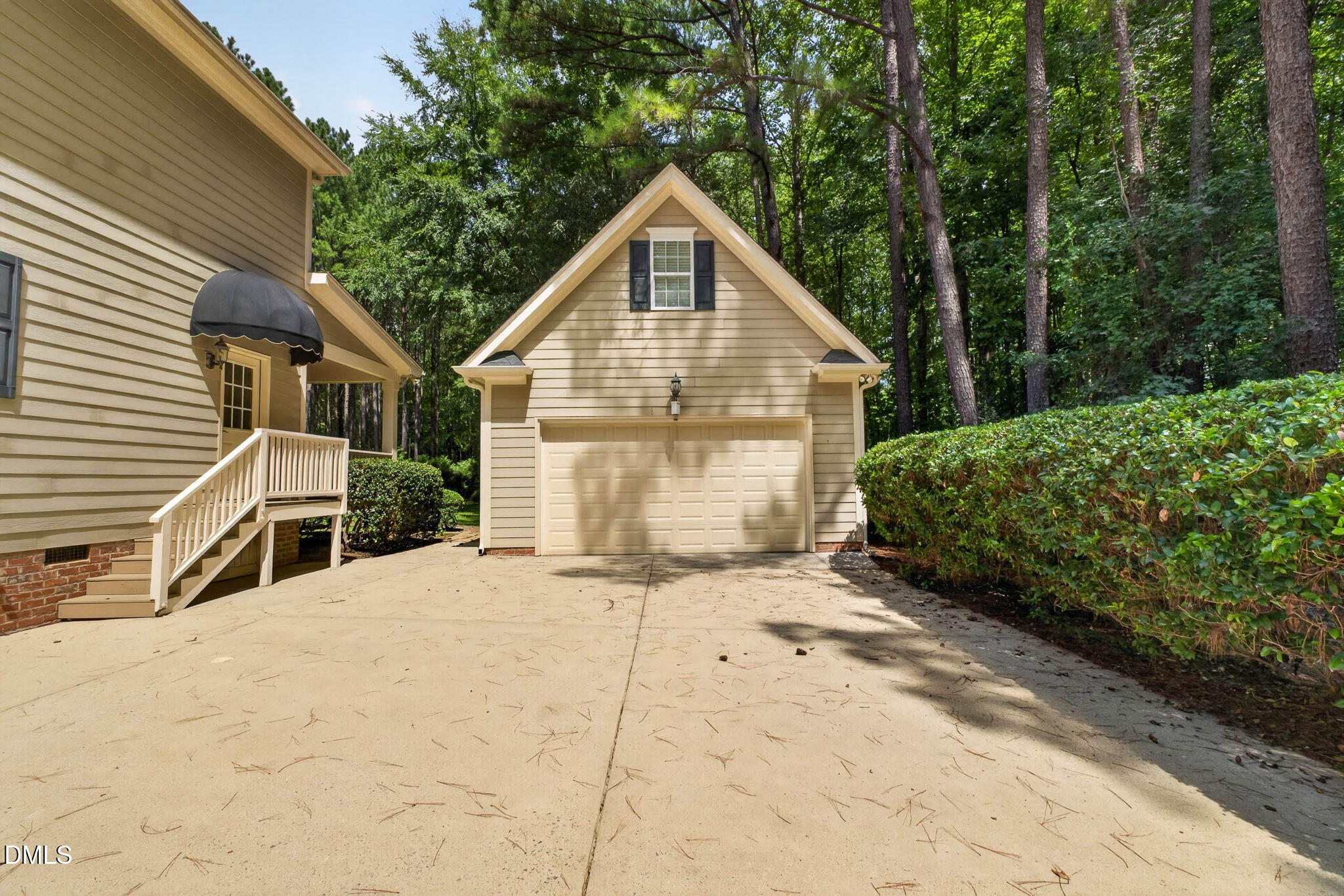 105 Lily Crossing Property Photo 6