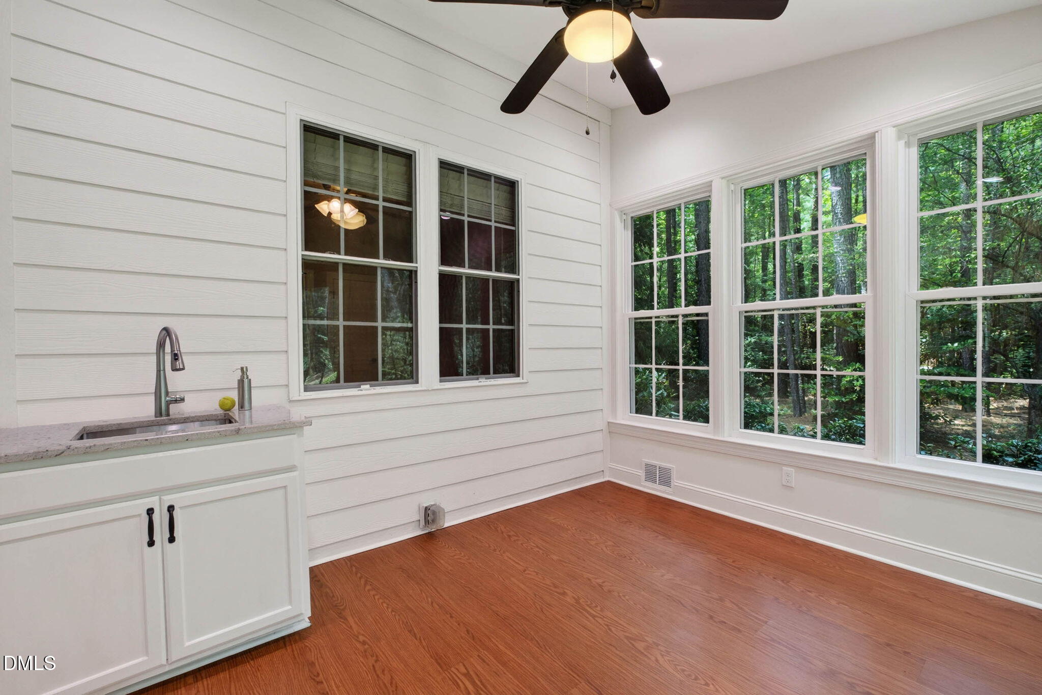 105 Lily Crossing Property Photo 33