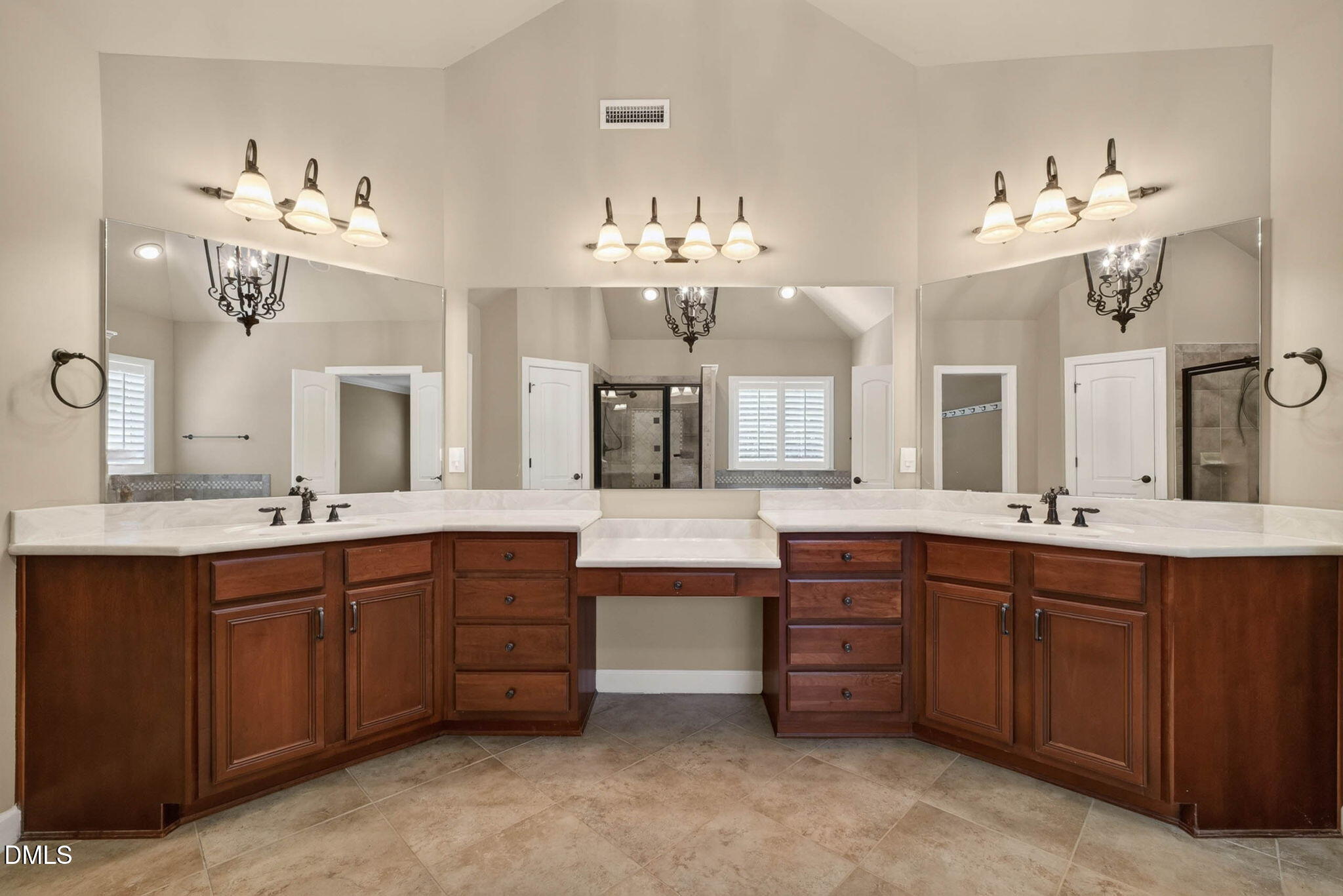 105 Lily Crossing Property Photo 64