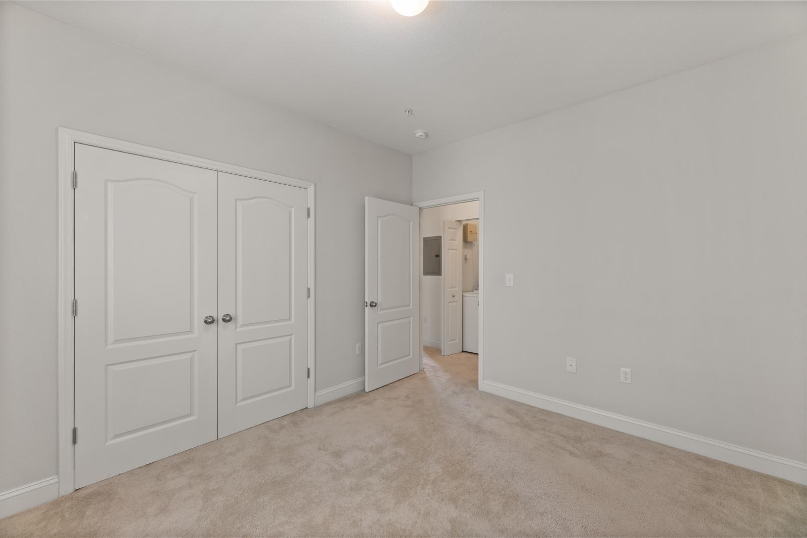 1922 Parkside Village Drive Property Photo 27