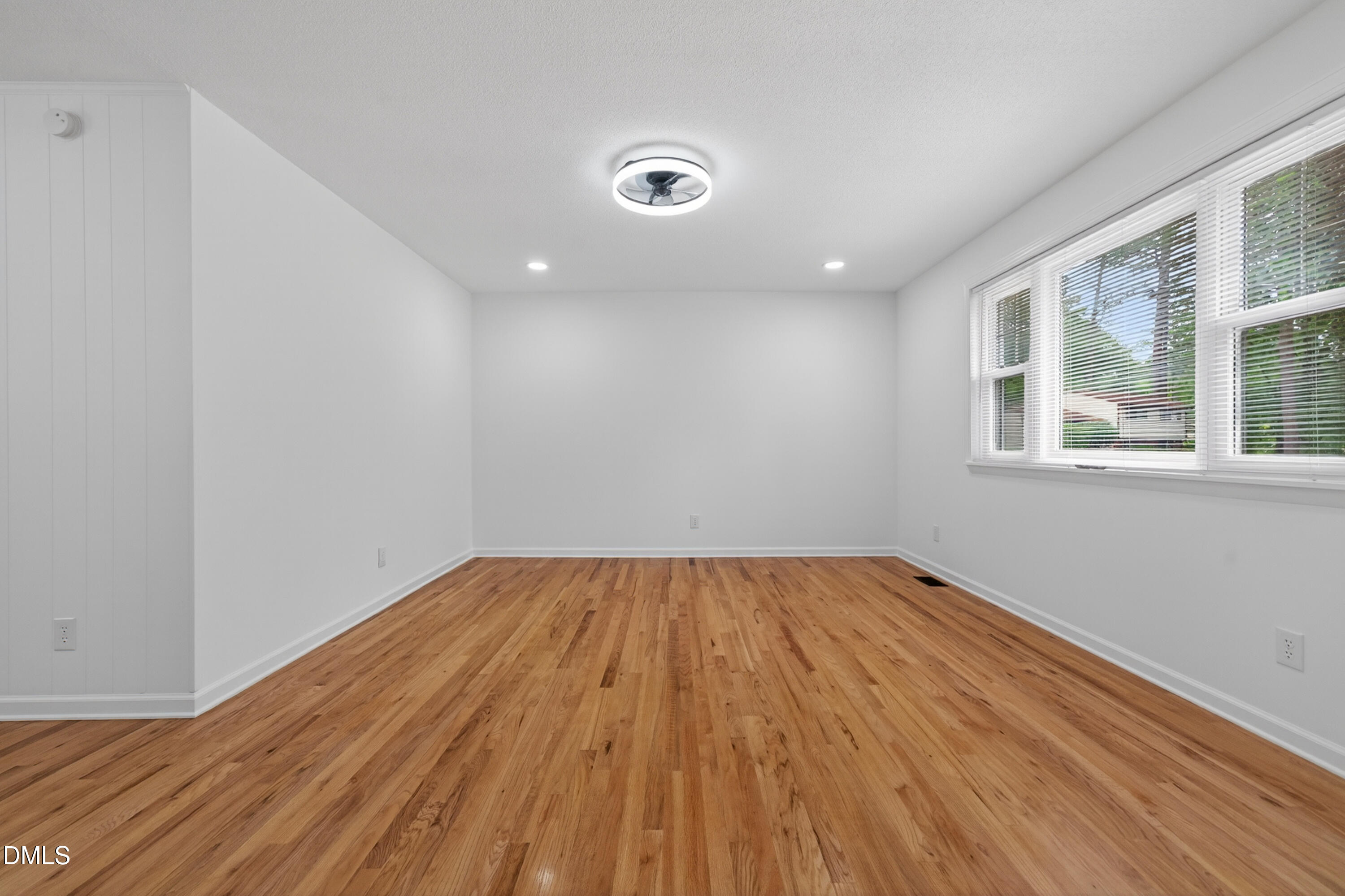 2106 Southgate Drive Property Photo 8