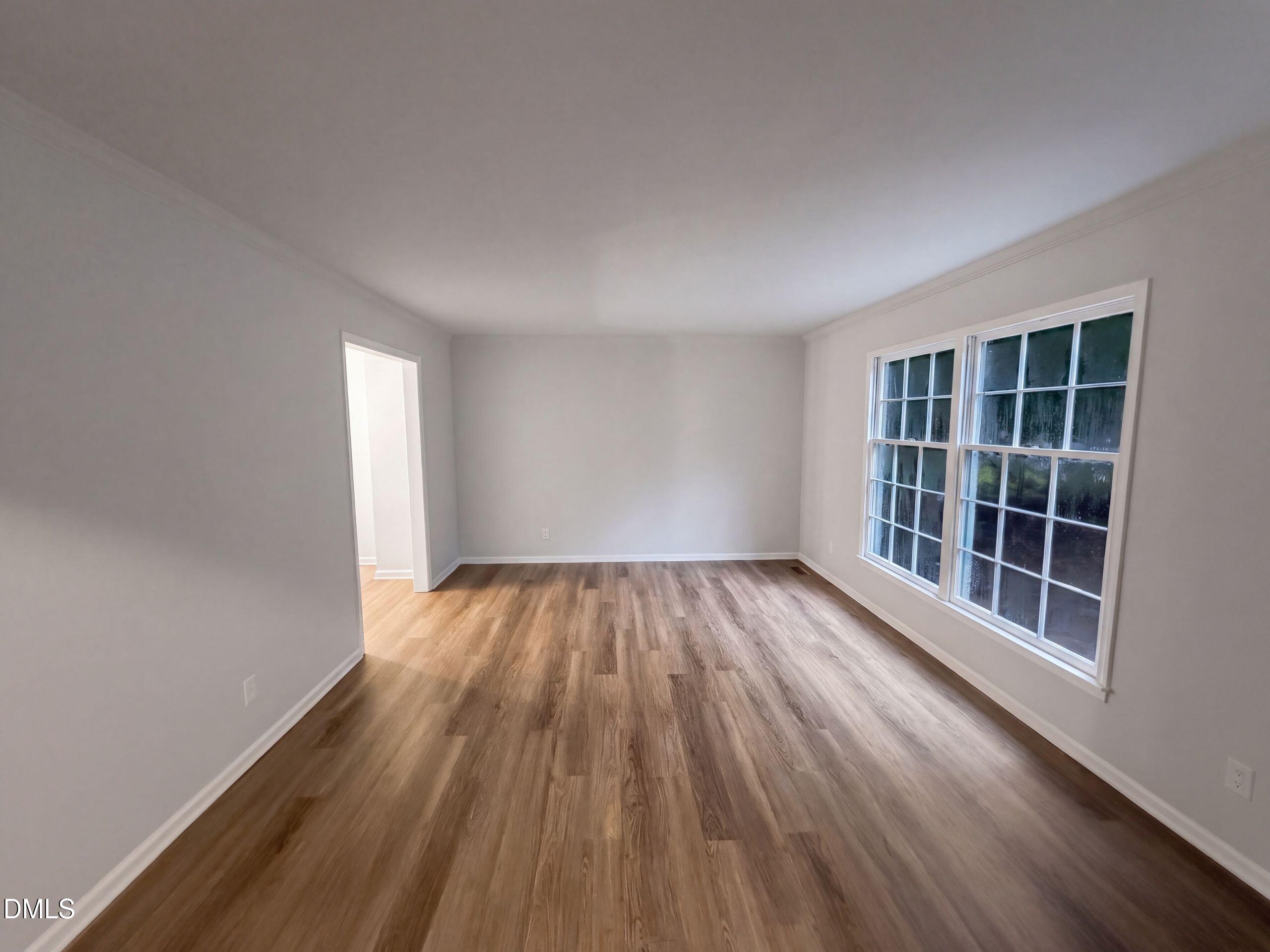 1304 Wicklow Drive Property Photo 3