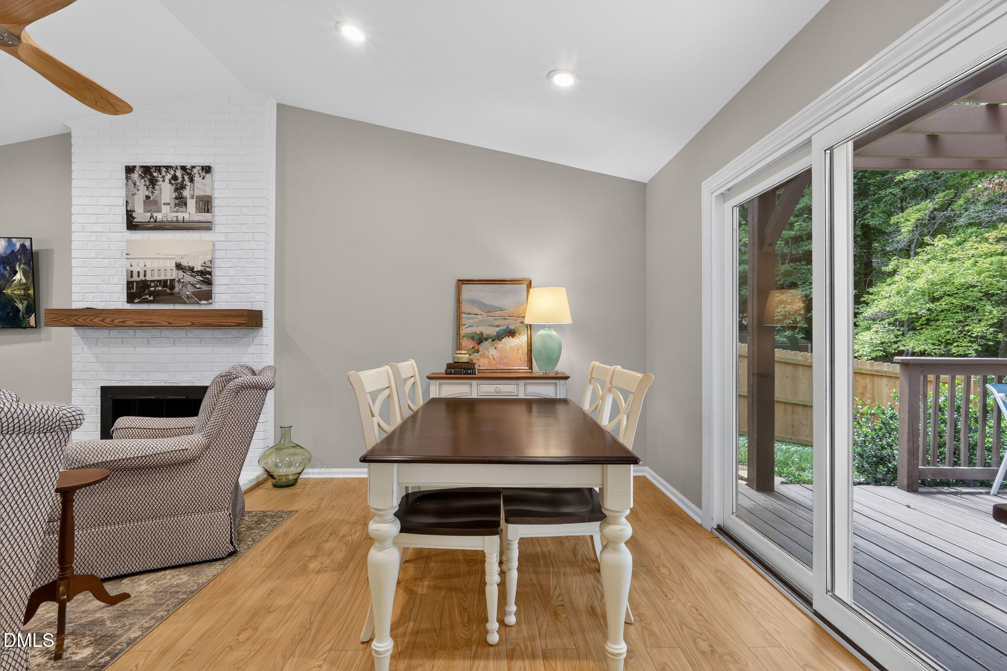 7909 Twin Oak Court Property Photo 12