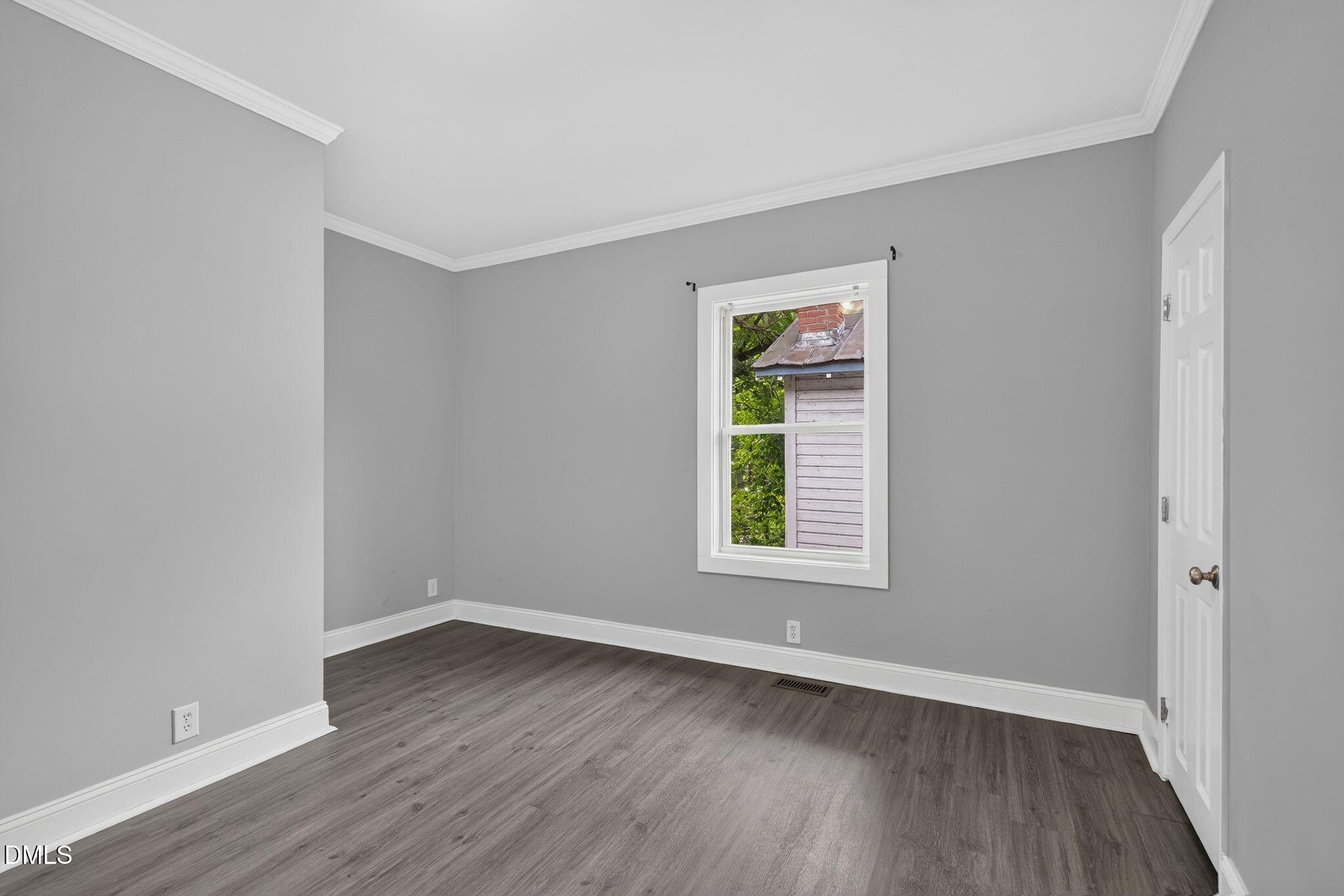 1404 Manteo Street Property Photo 9