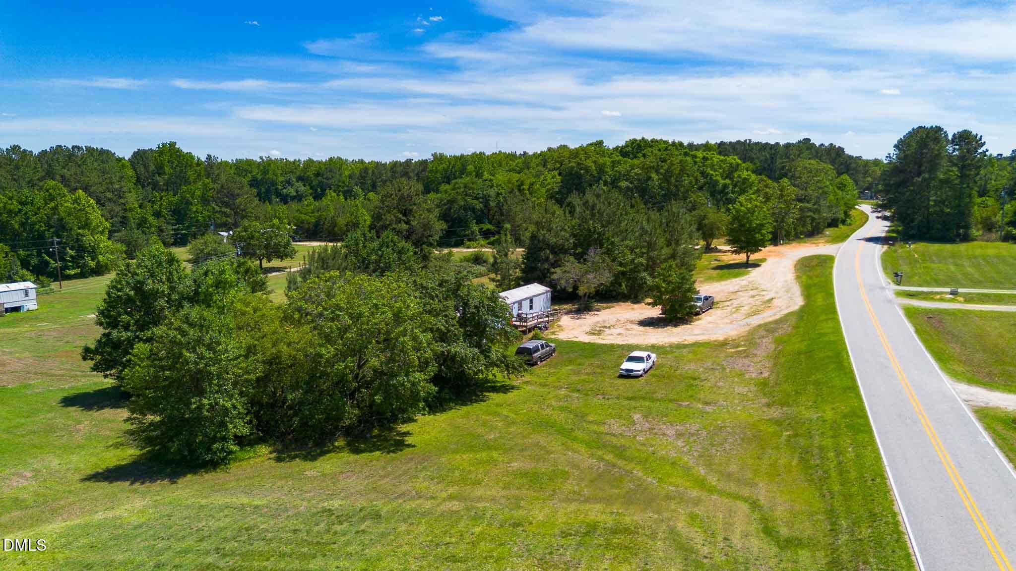 2 Fred Hight Drive Property Photo 1