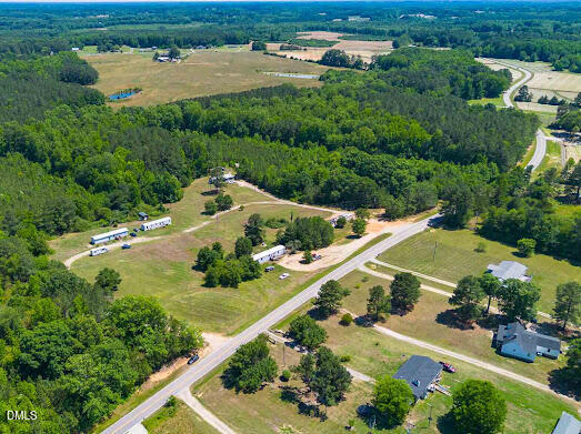 2 Fred Hight Drive Property Photo 3