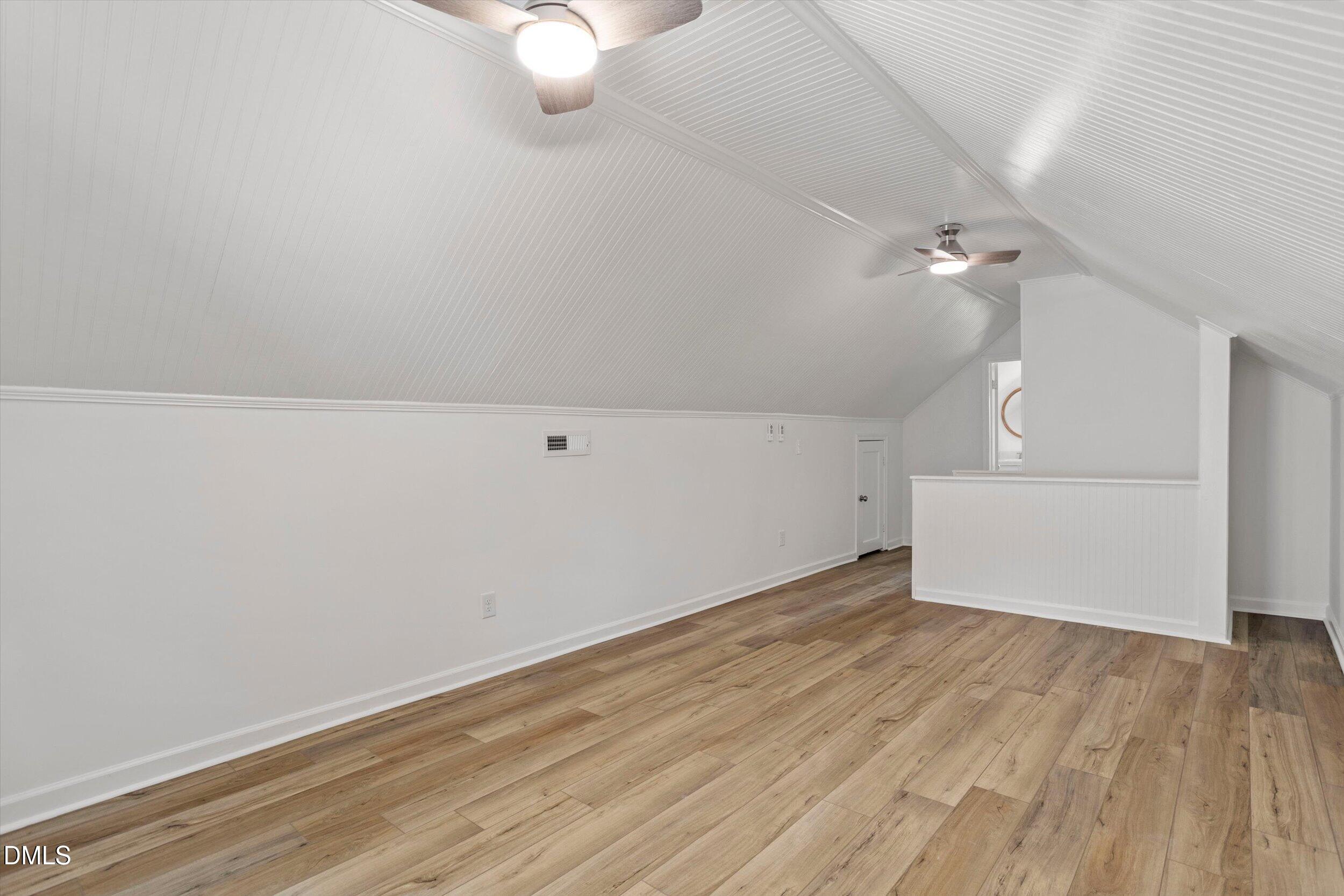 2724 N Roxboro Street Property Photo 12
