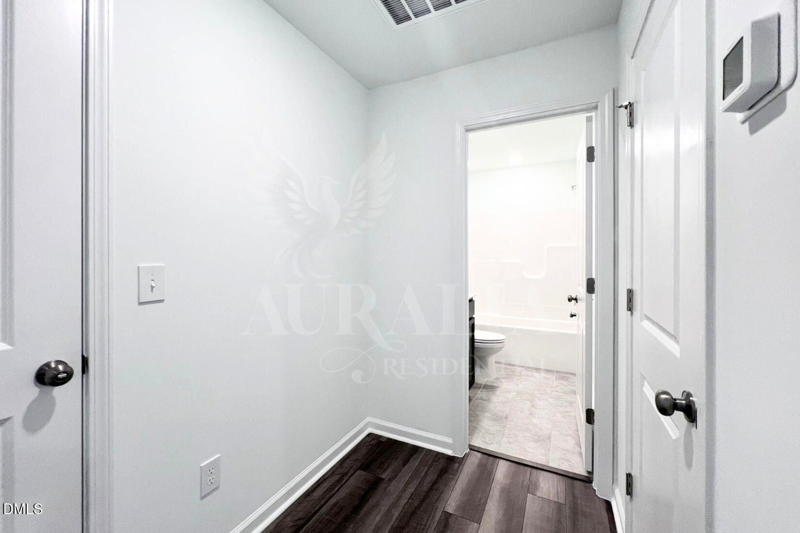 1421 Jay Road Property Photo 5