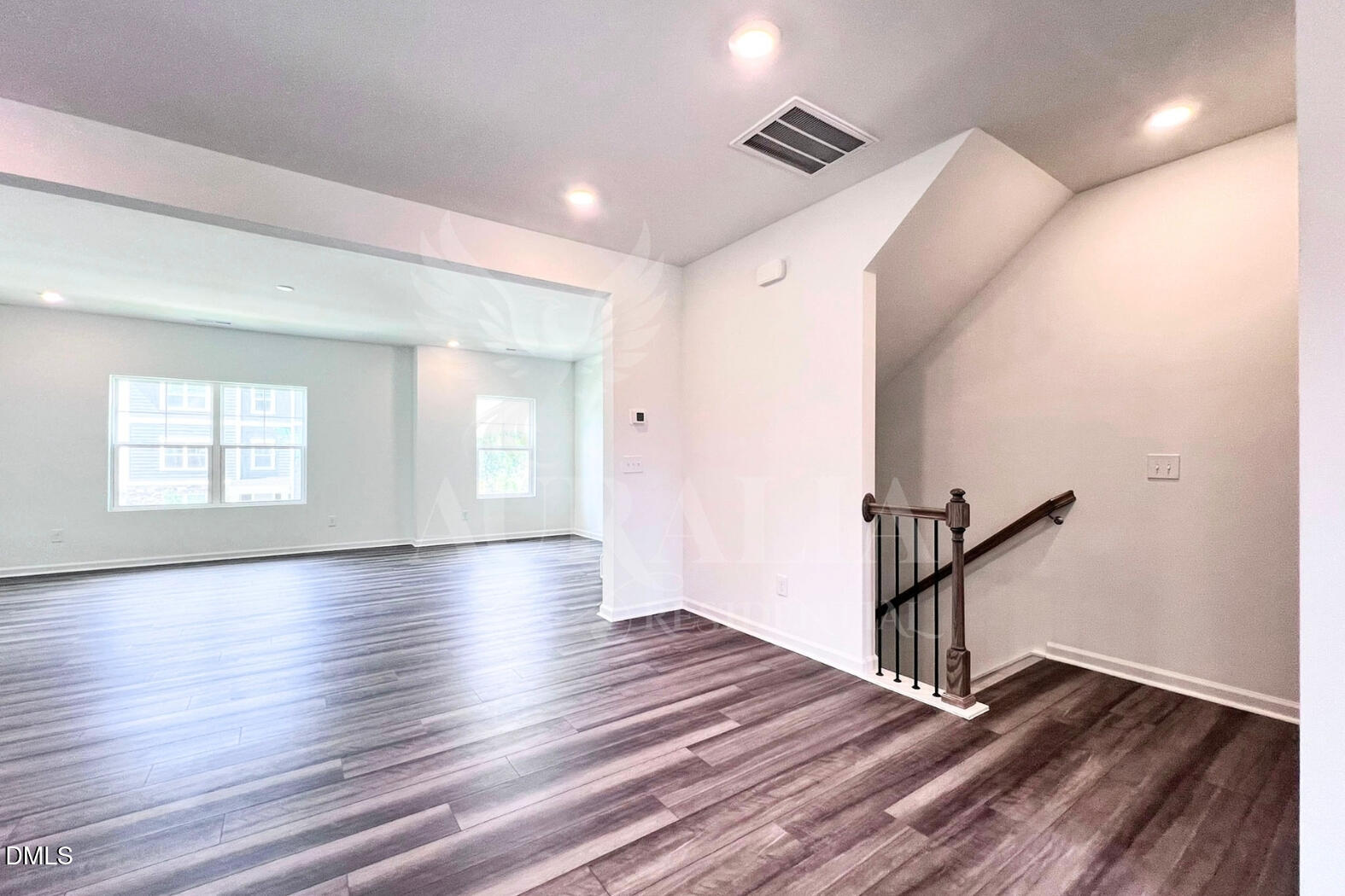 1421 Jay Road Property Photo 7