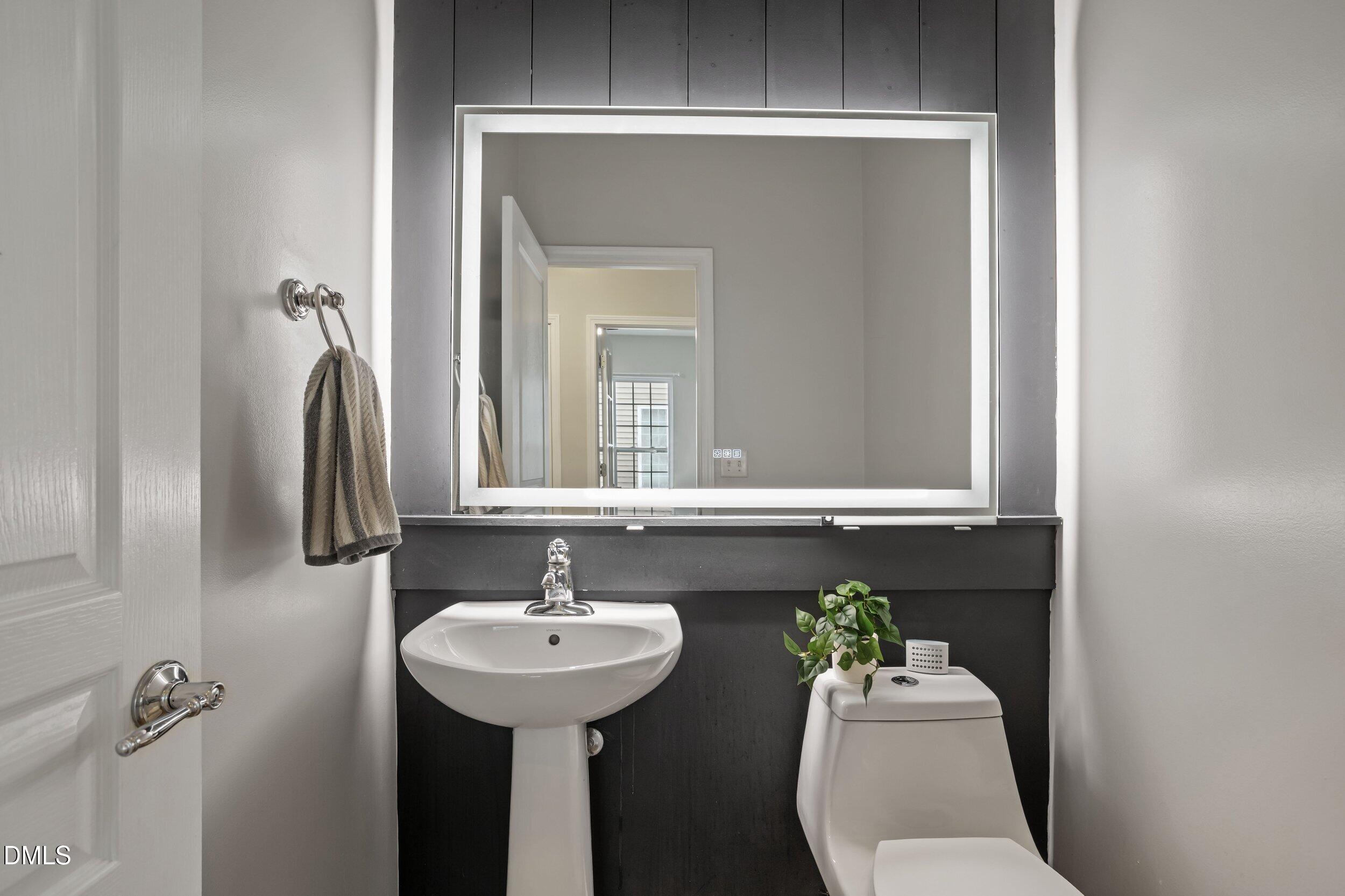 2016 Addenbrock Drive Property Photo 24