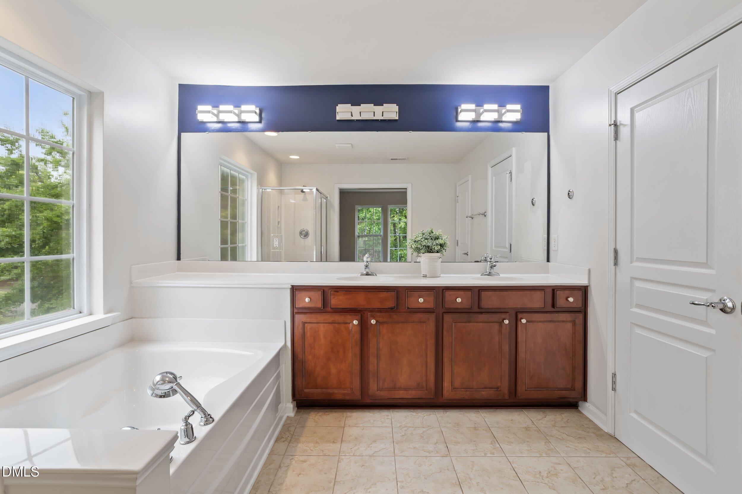 2016 Addenbrock Drive Property Photo 28