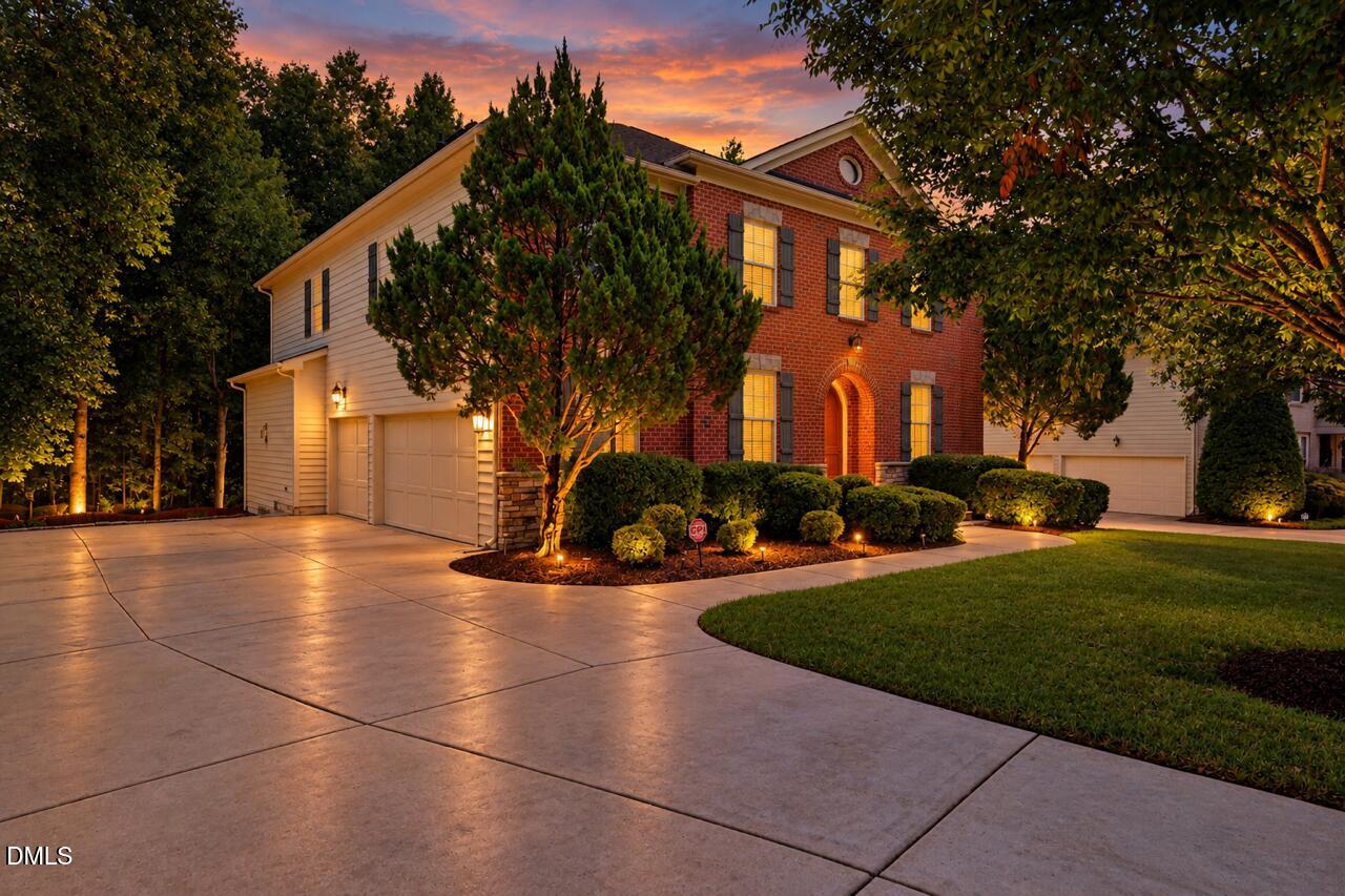 121 Harvestwood Drive Property Photo 1