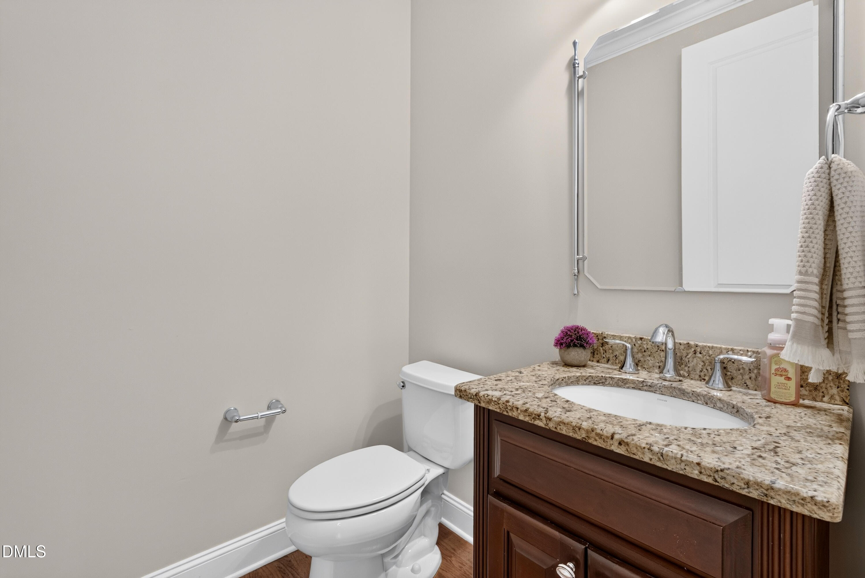 121 Harvestwood Drive Property Photo 16