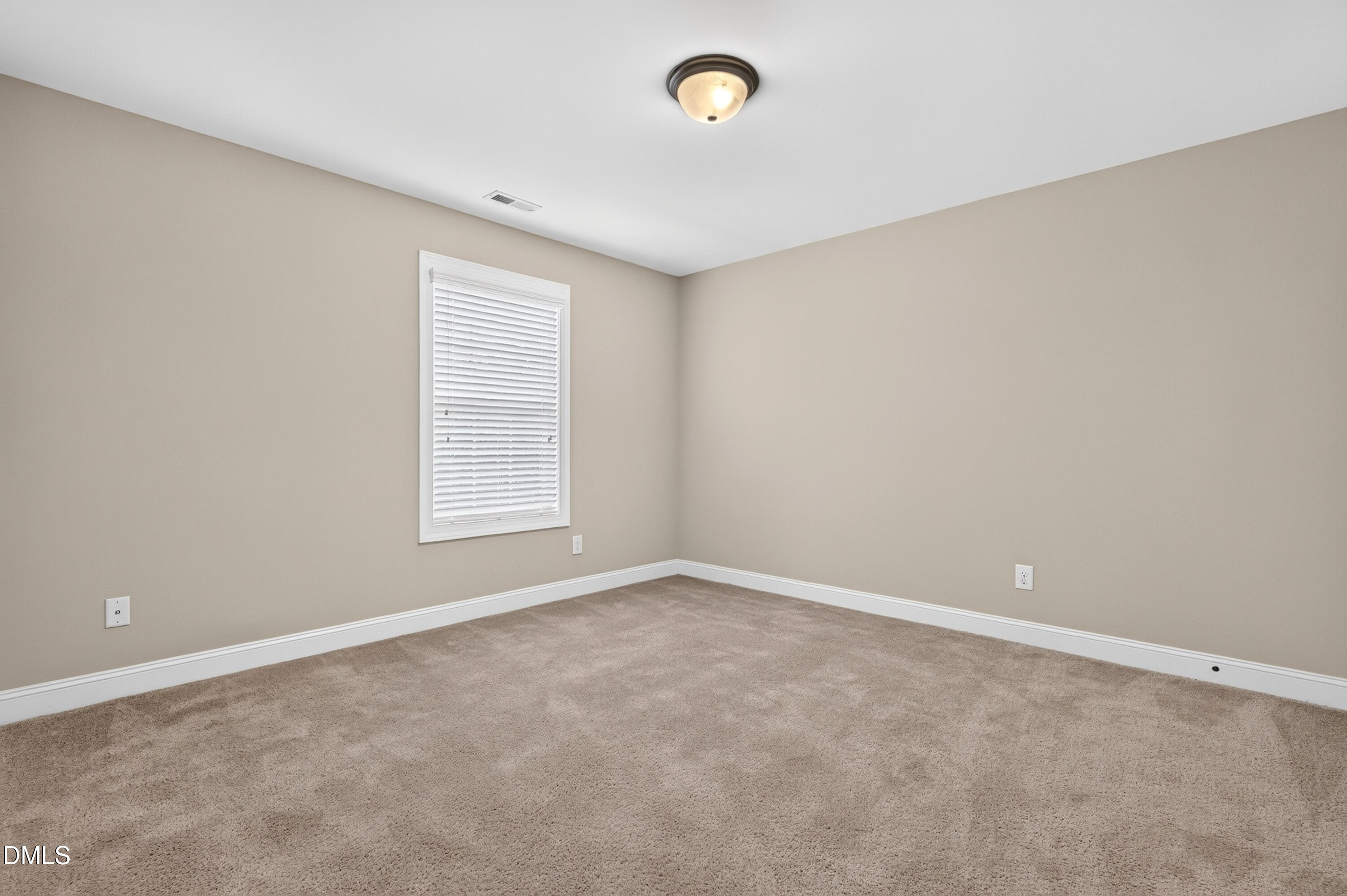 121 Harvestwood Drive Property Photo 33