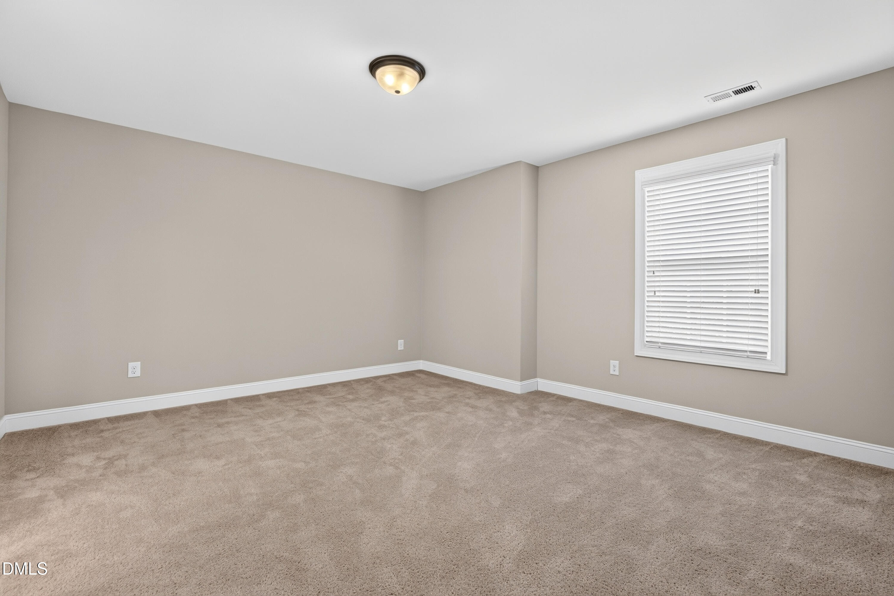 121 Harvestwood Drive Property Photo 37