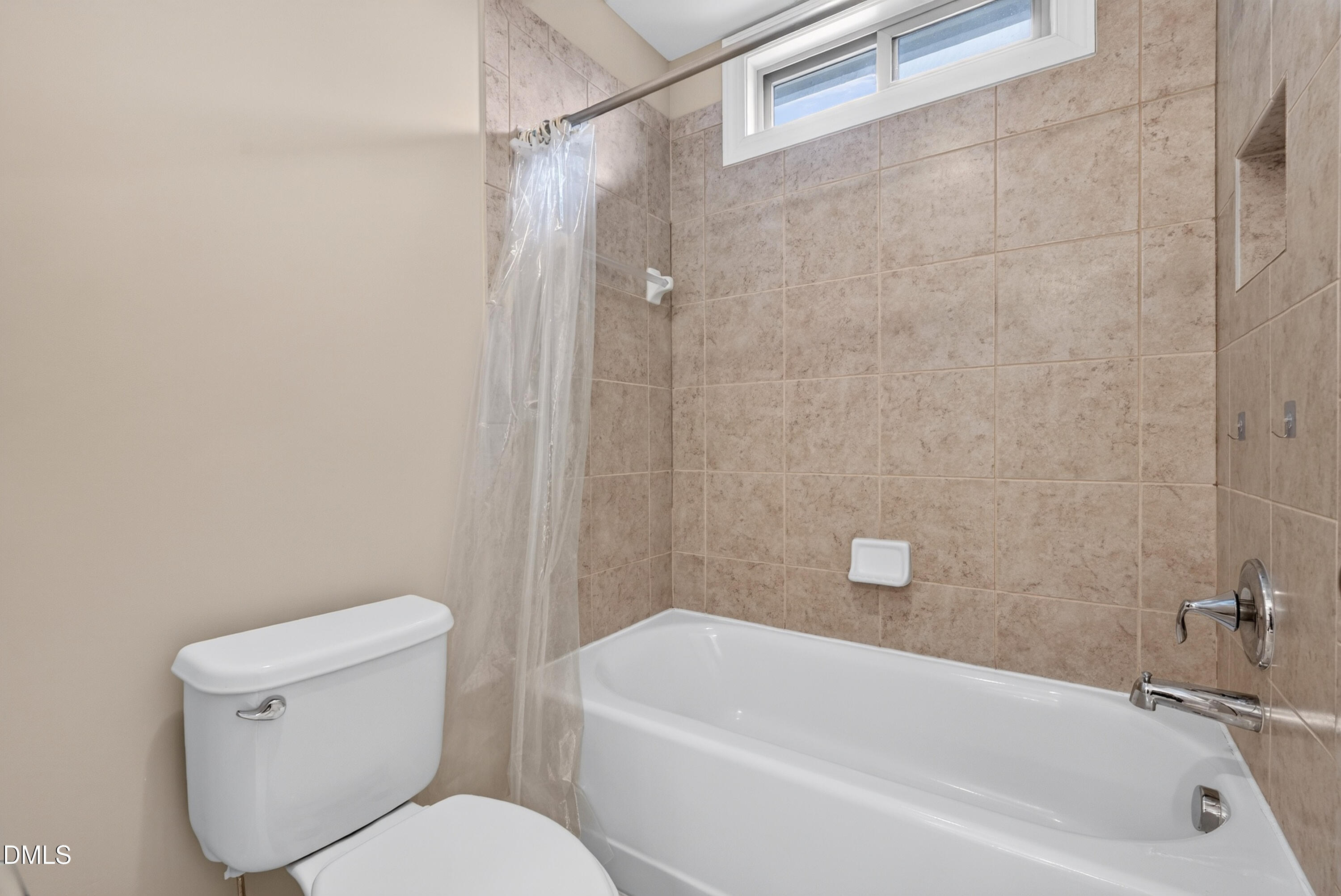 121 Harvestwood Drive Property Photo 40