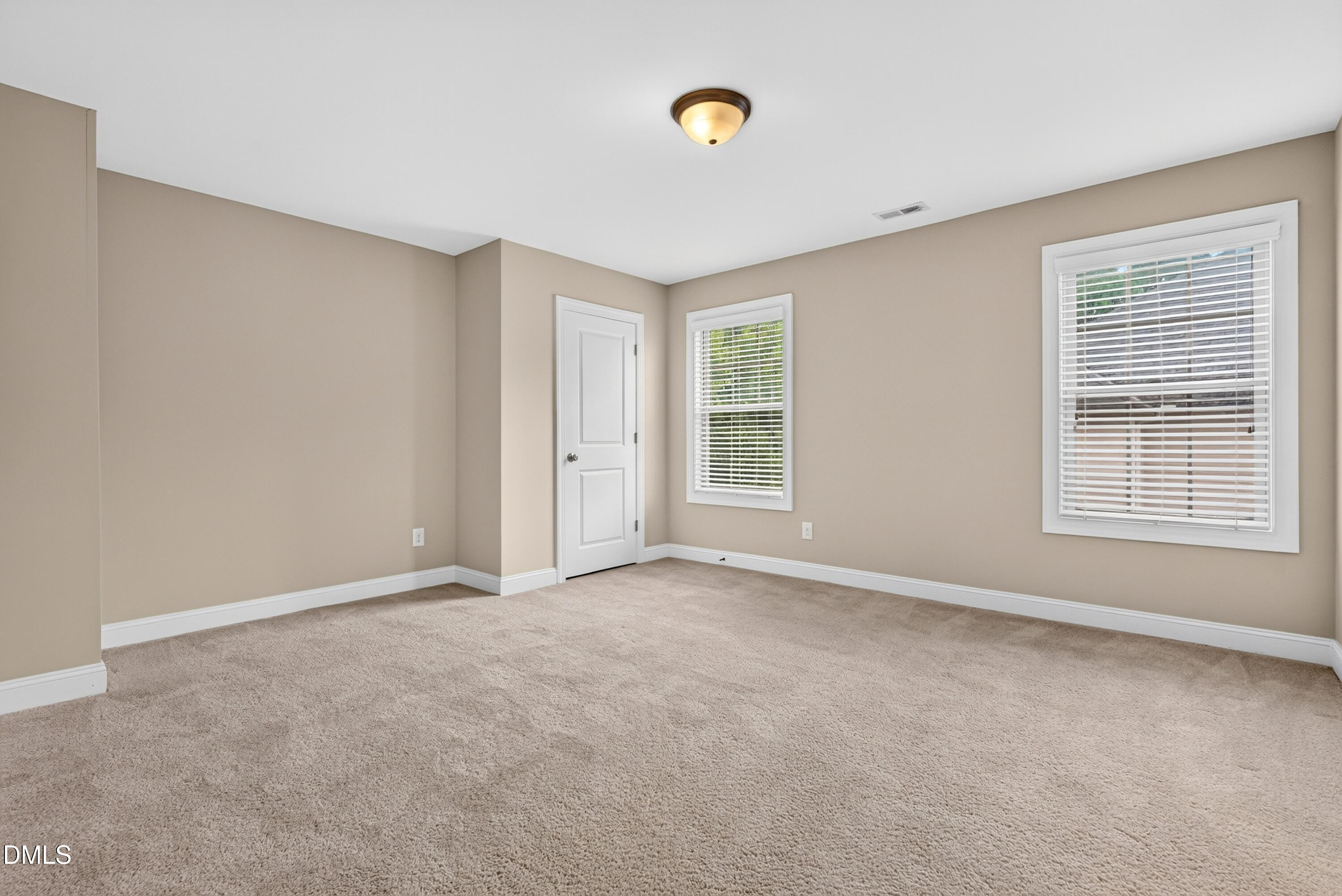 121 Harvestwood Drive Property Photo 41