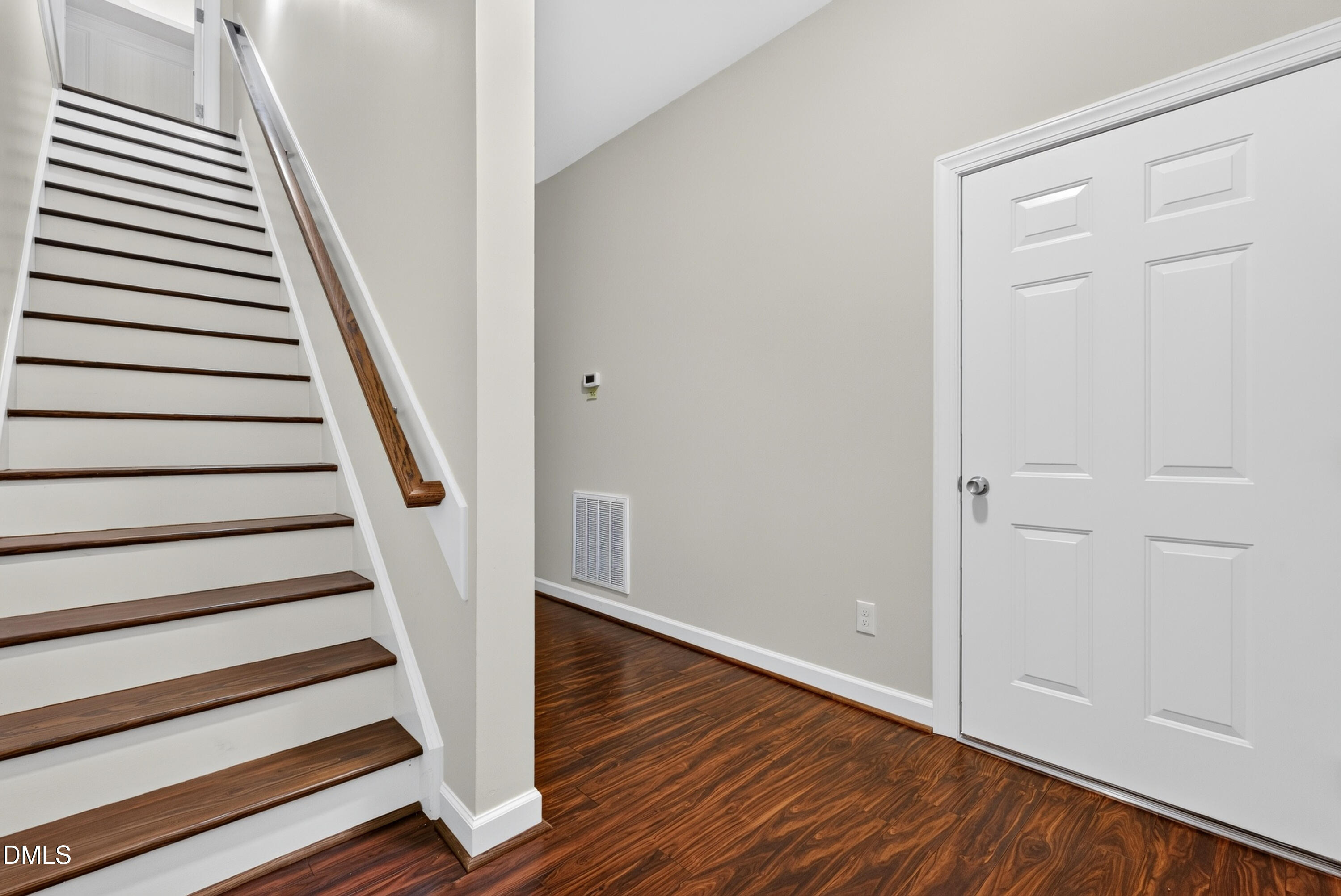 121 Harvestwood Drive Property Photo 44
