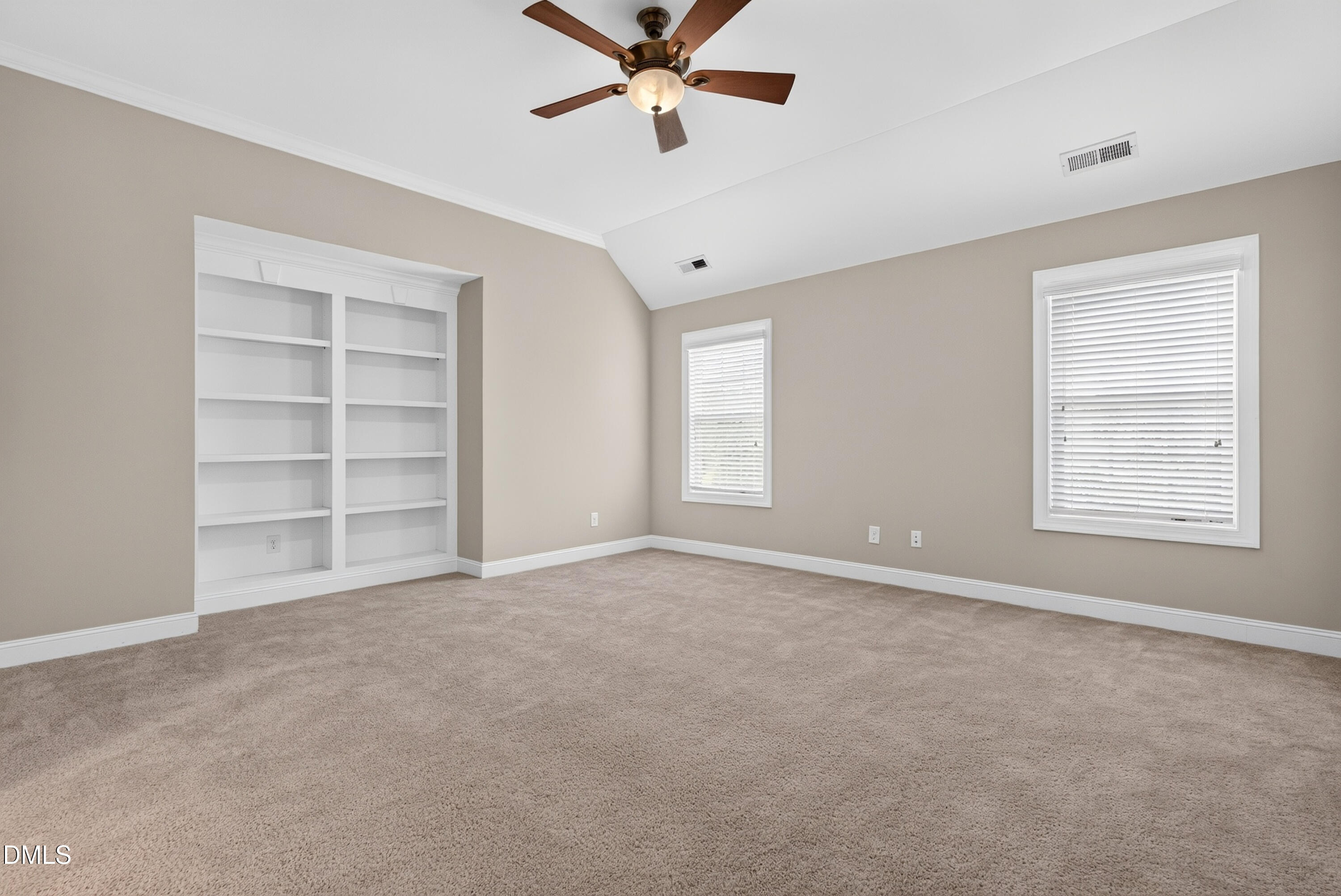 121 Harvestwood Drive Property Photo 52