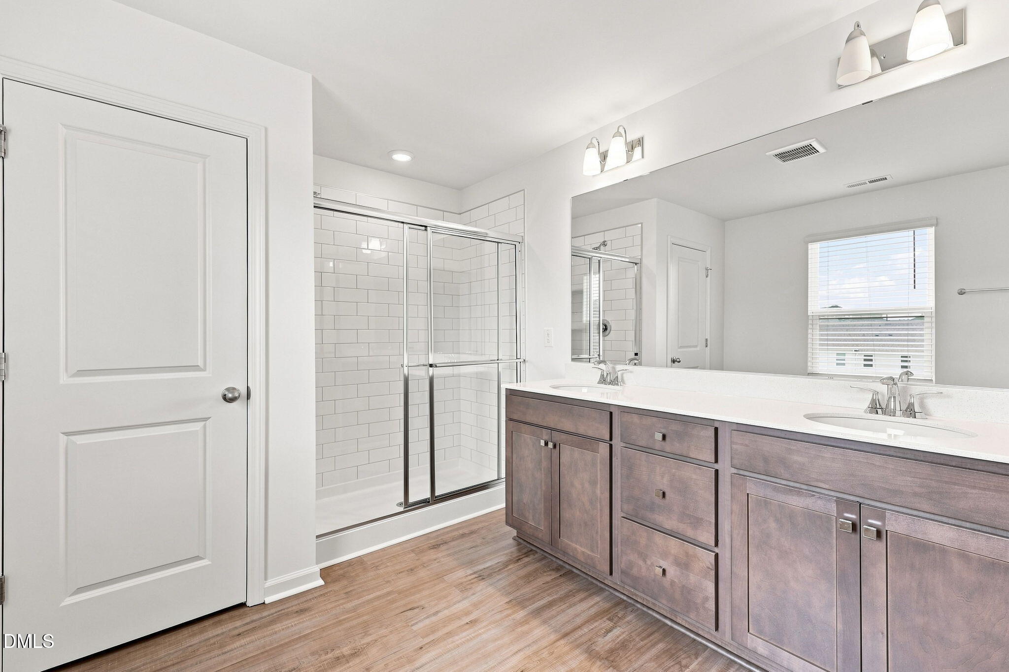801 Emmer Street Property Photo 18