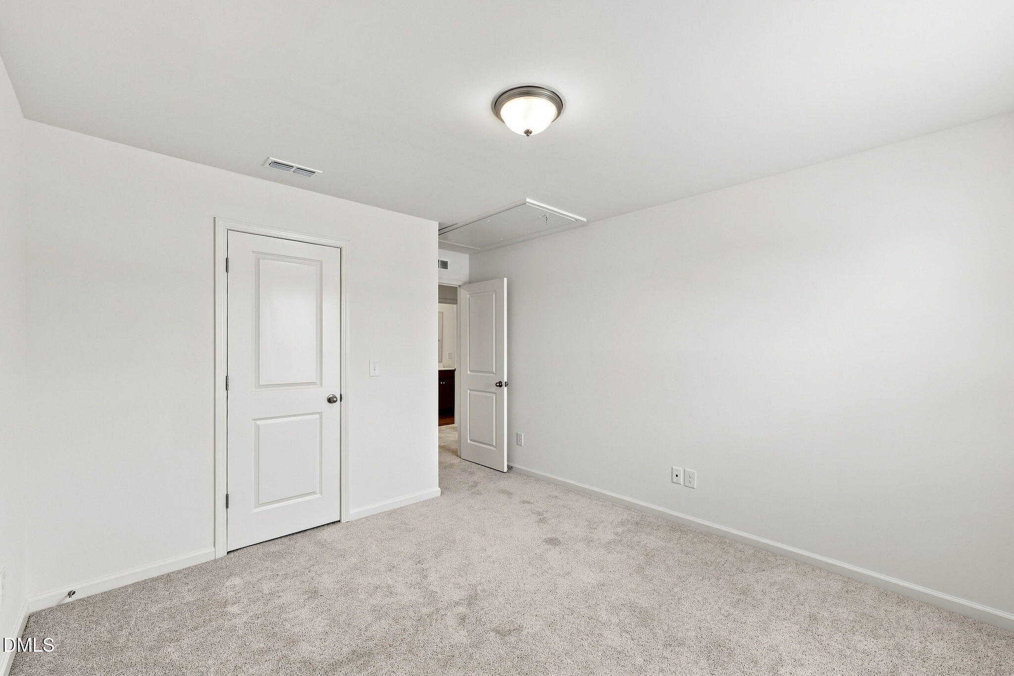 801 Emmer Street Property Photo 25