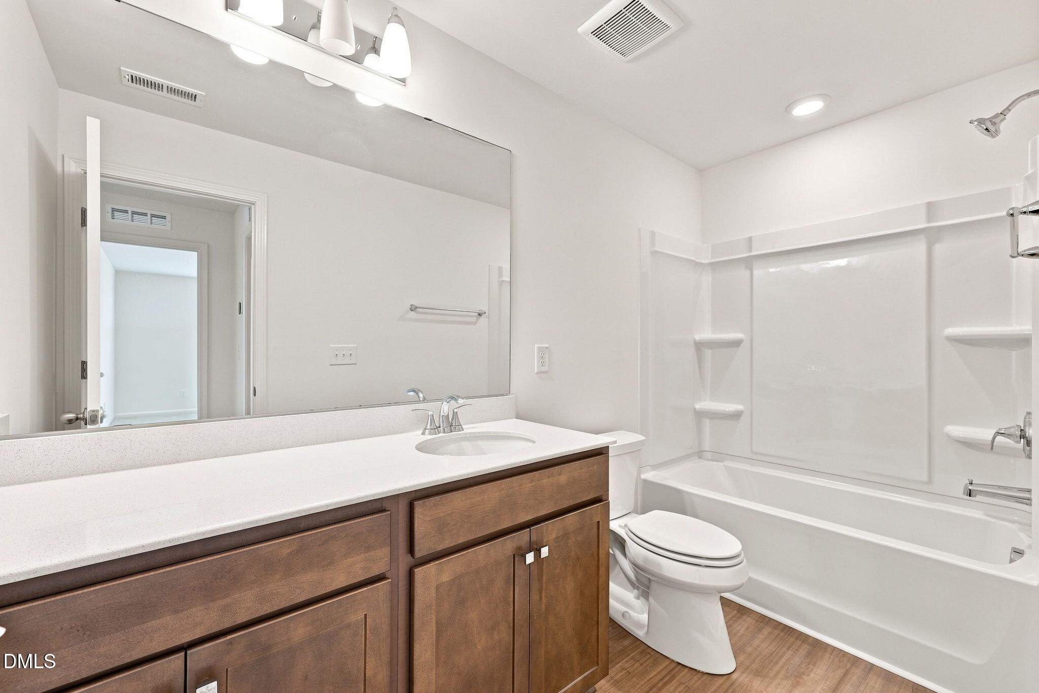 801 Emmer Street Property Photo 30