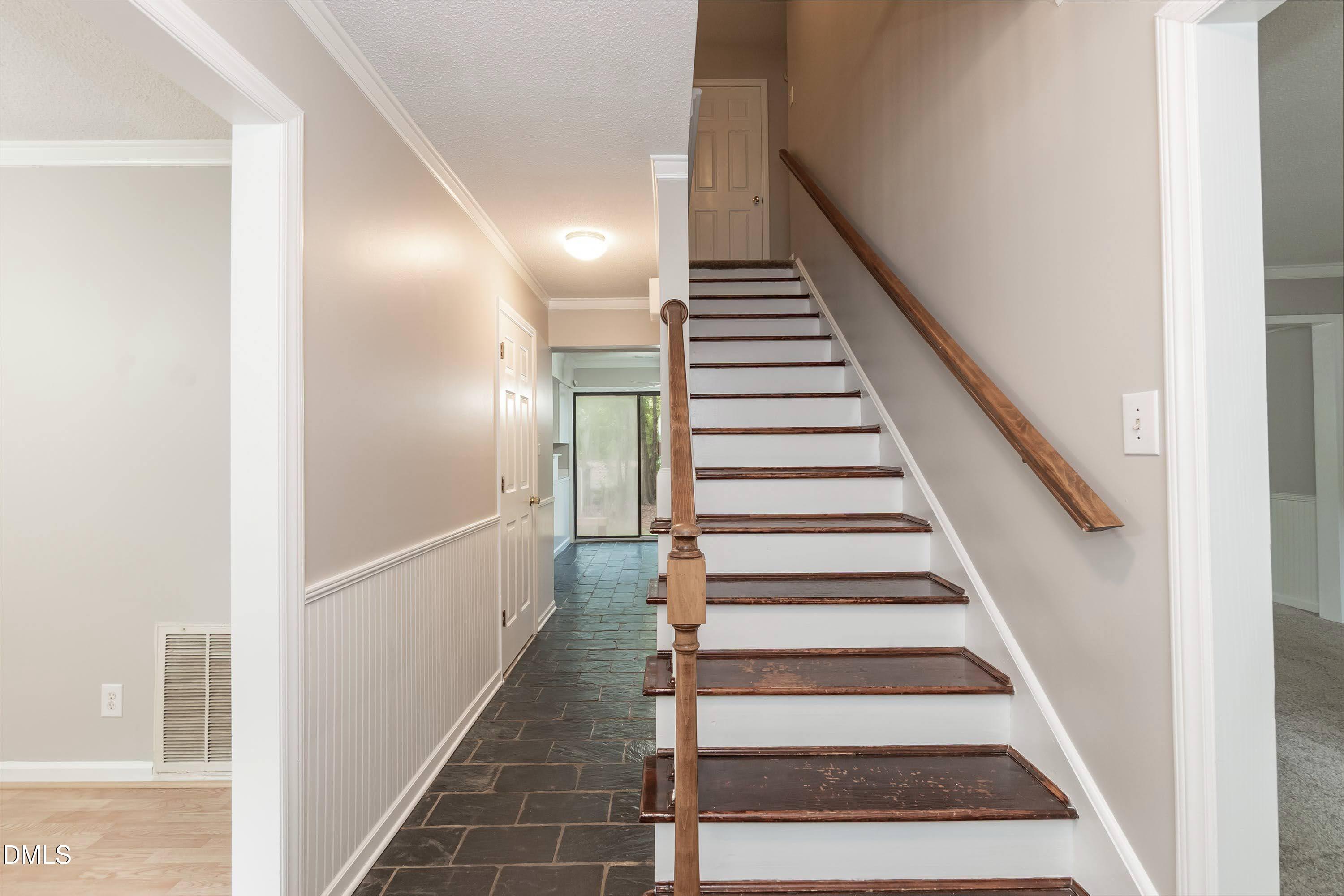 4017 Livingstone Place Property Photo 4