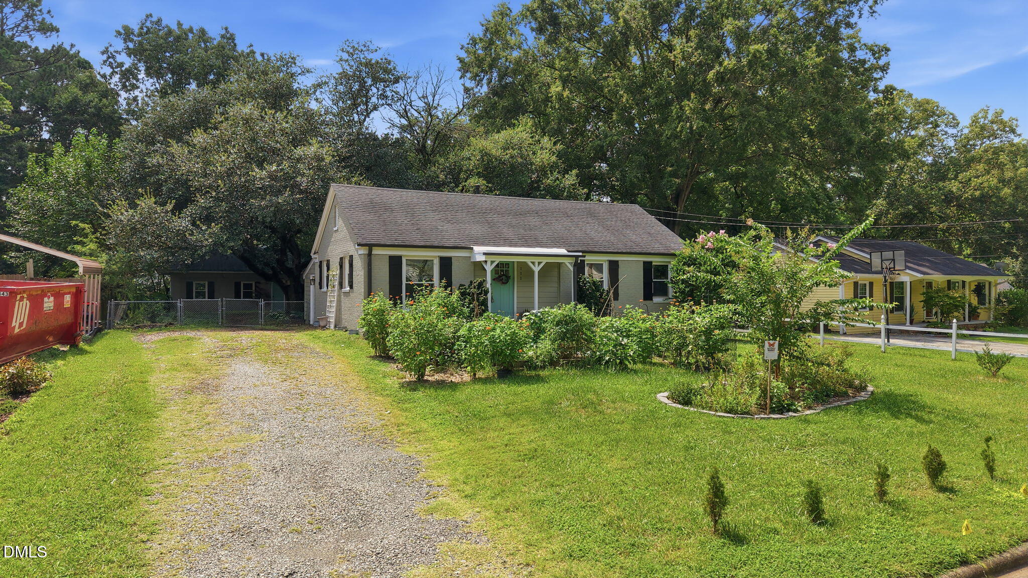 111 Emerald Circle Property Photo 1