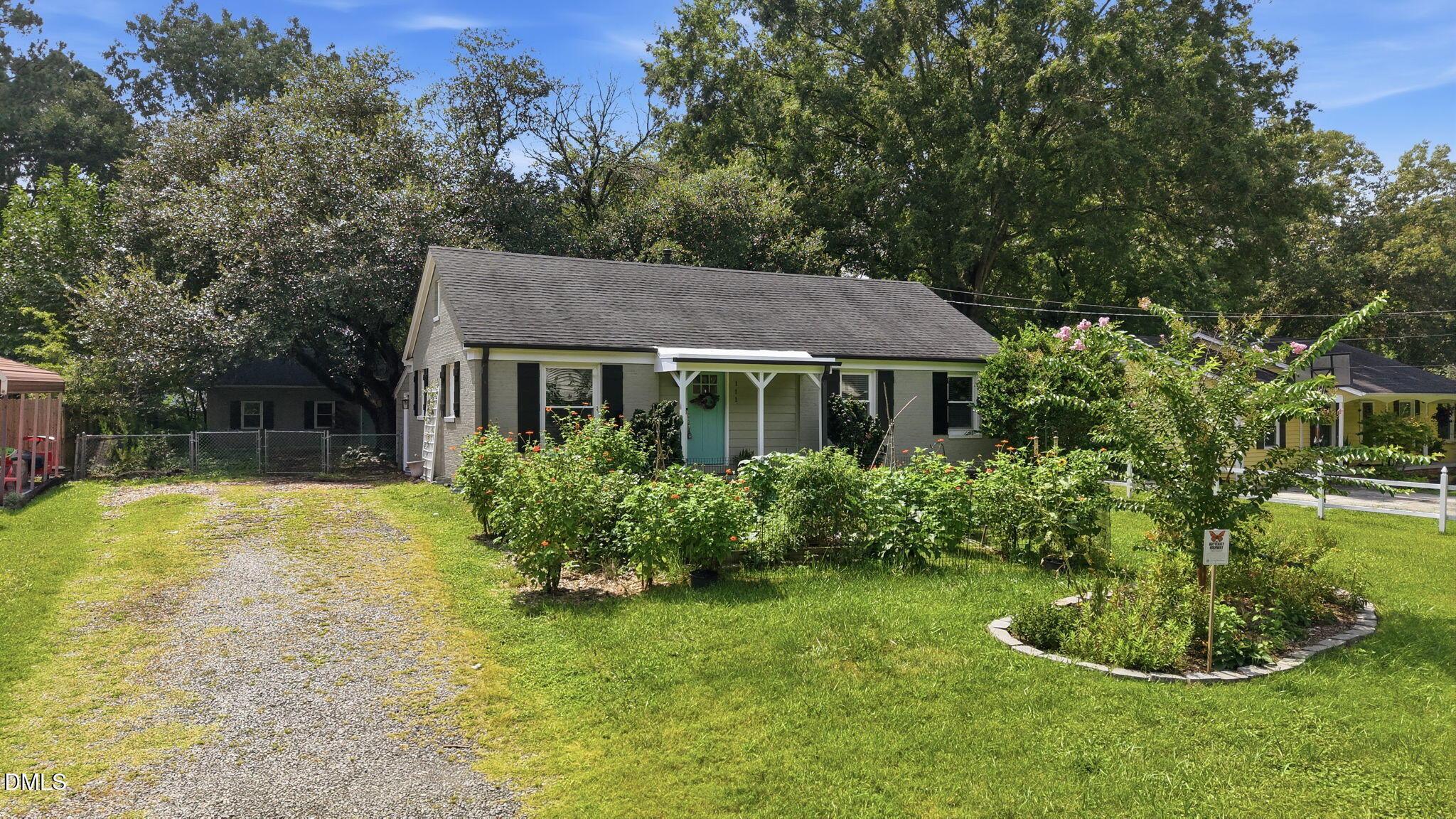 111 Emerald Circle Property Photo 1