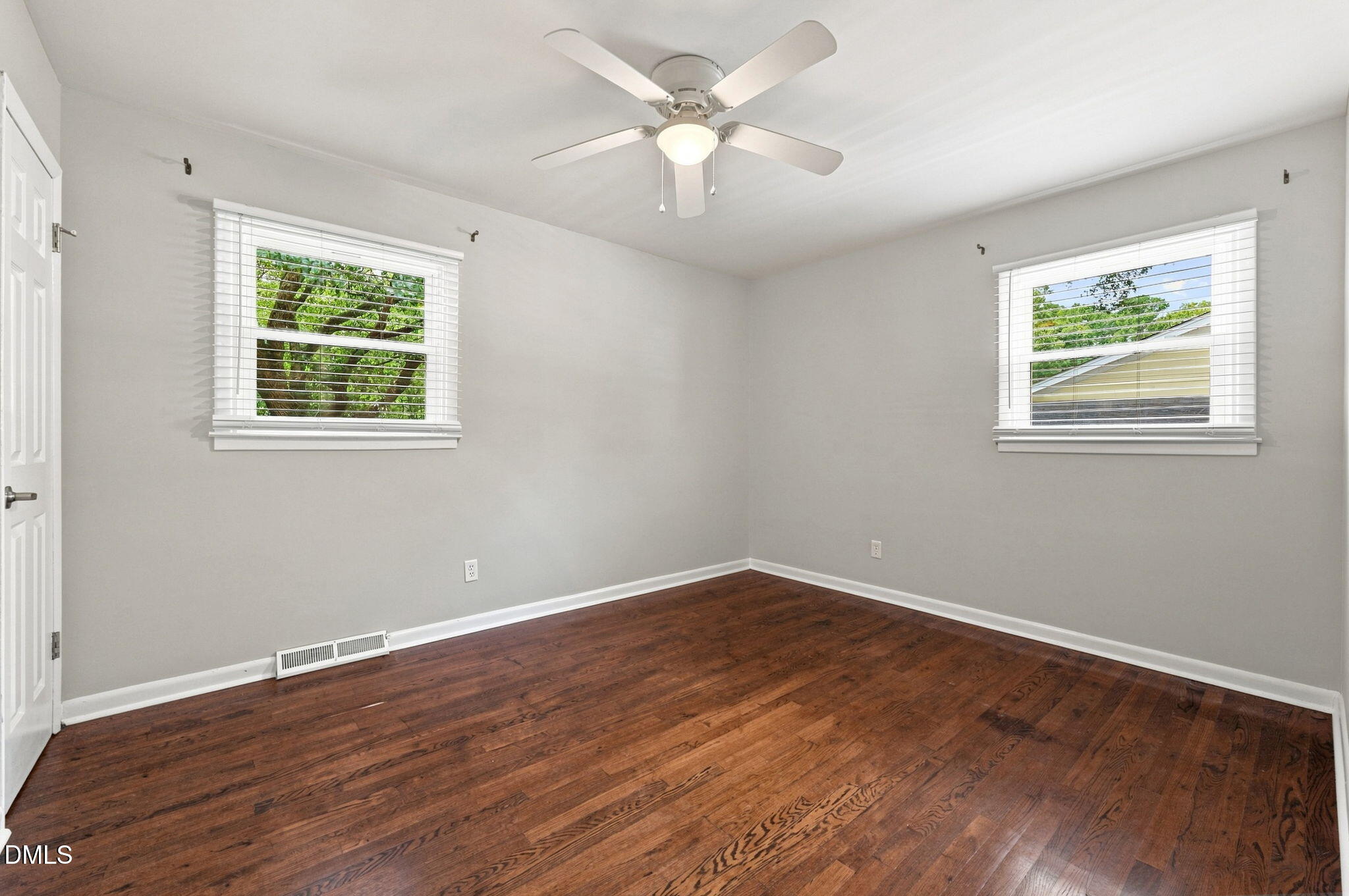111 Emerald Circle Property Photo 12