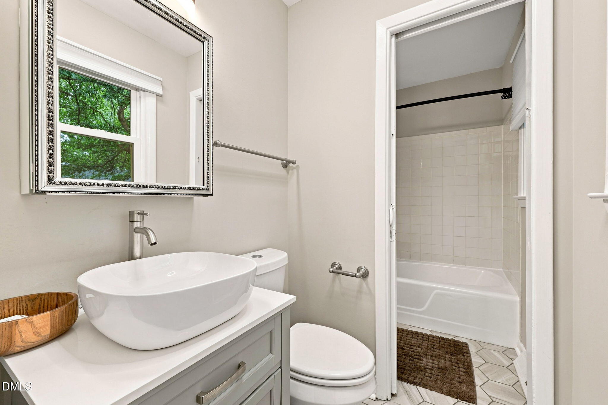 111 Emerald Circle Property Photo 14
