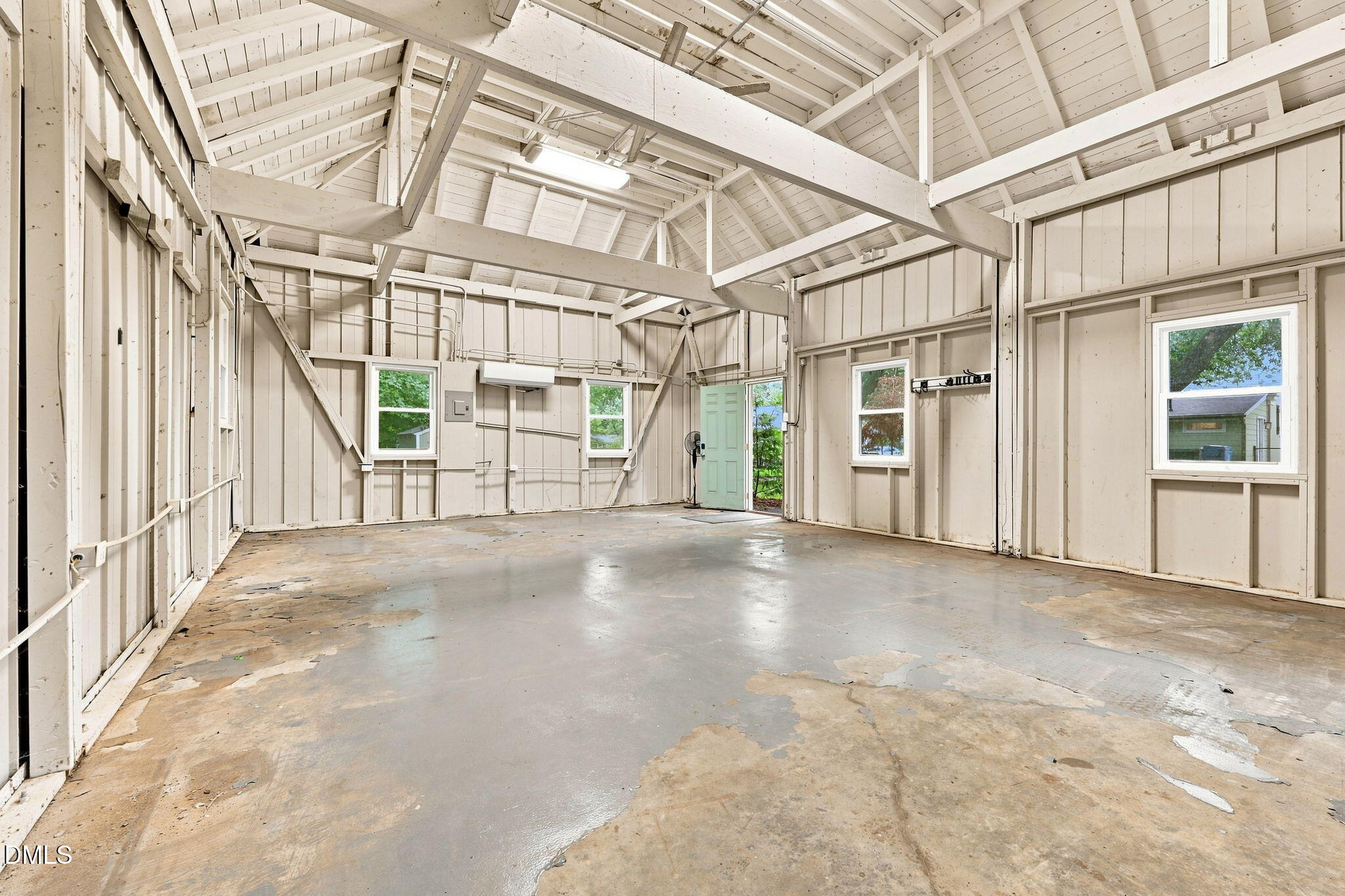 111 Emerald Circle Property Photo 24
