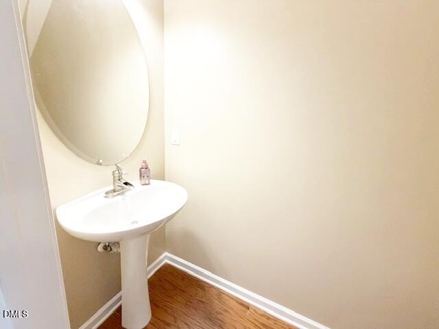 100 Stratford Lakes Drive Property Photo 12
