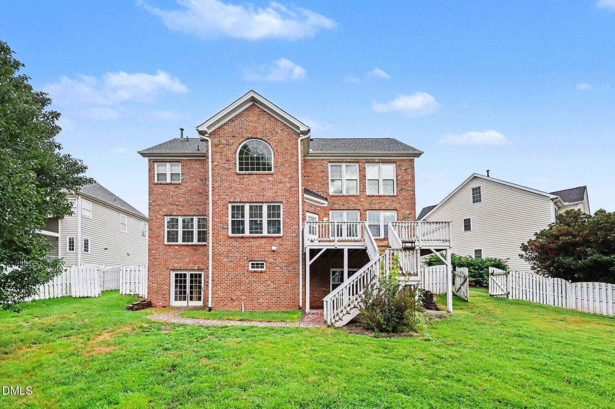10209 Swanhaven Court Property Photo 31