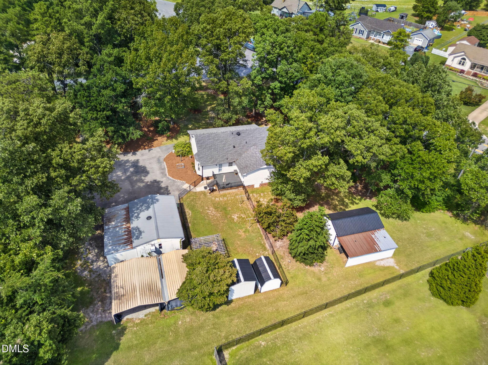 2001 Southfort Drive Property Photo 36