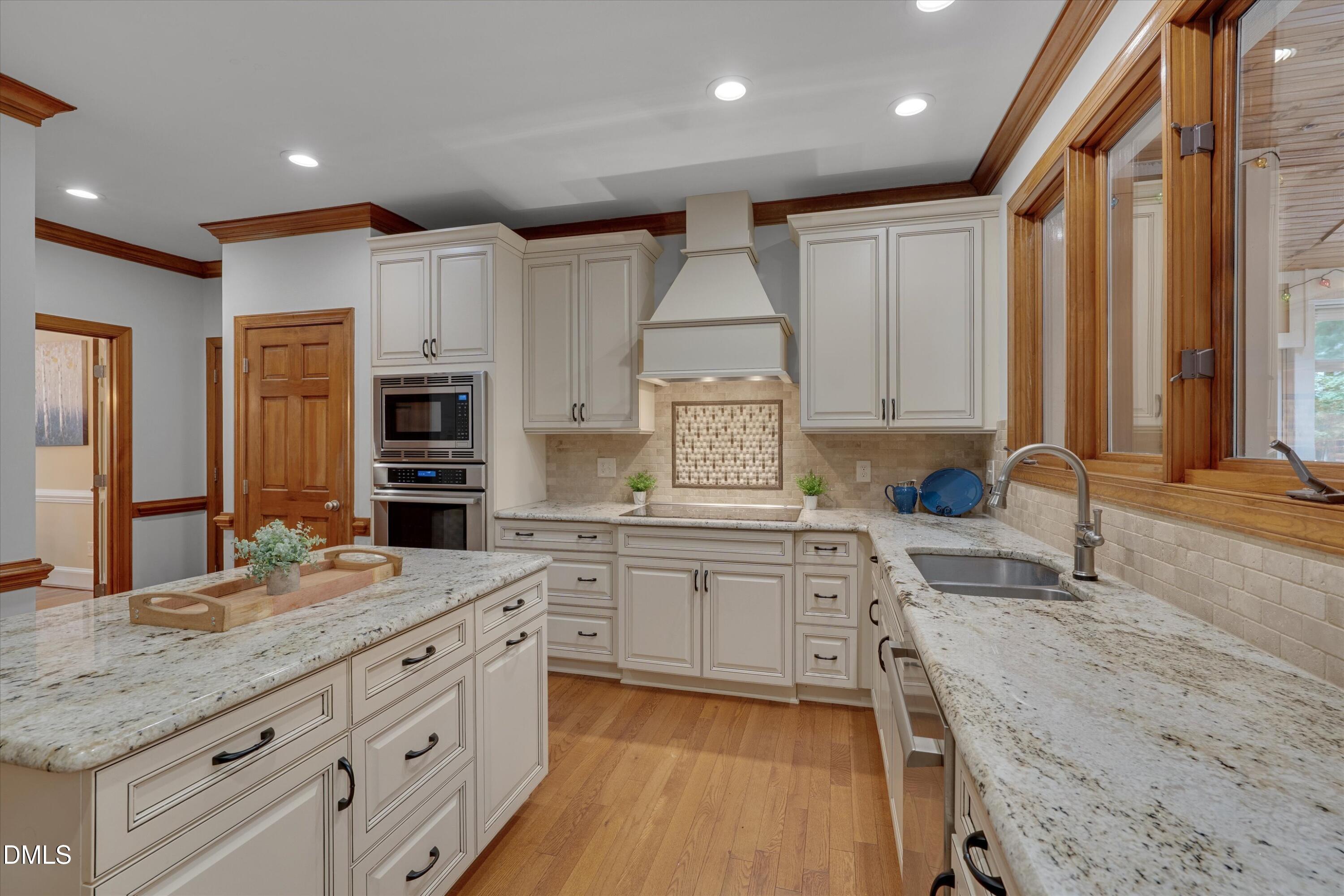 10609 Old Pine Court Property Photo 17